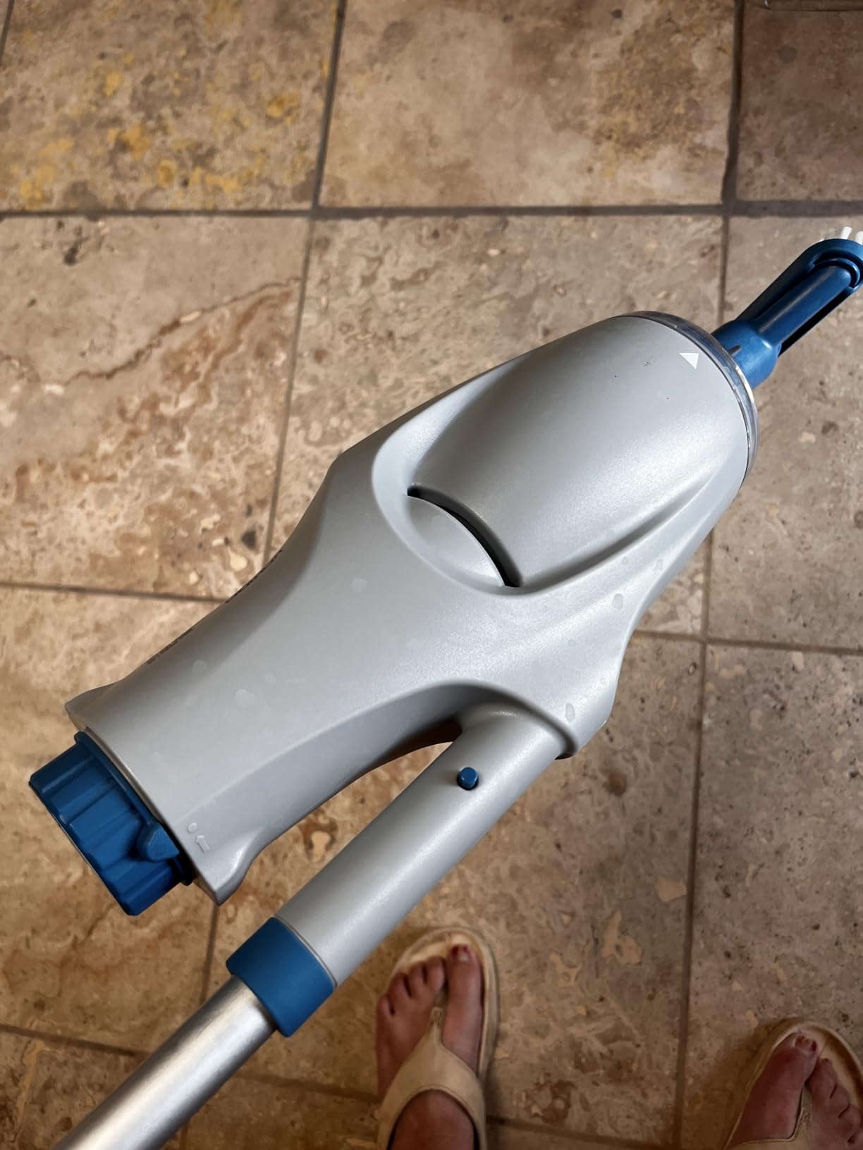 KOKIDO (2025) Rechargeable Handheld Pool Vacuum, Aluminum Pole and 2 Brush Heads, 10GPM flowrate Ideal for Pools up to 20ft, Cordless 60 mins Spot Cleaning, Above Ground Pool, Hot Tub & Spa XV110 Customer Review KOKIDO (2025) Rechargeable Handheld Pool Vacuum, Aluminum Pole and 2 Brush Heads, 10GPM flowrate Ideal for Pools up to 20ft, Cordless 60 mins Spot Cleaning, Above Ground Pool, Hot Tub & Spa XV110 - Customer Photo 2