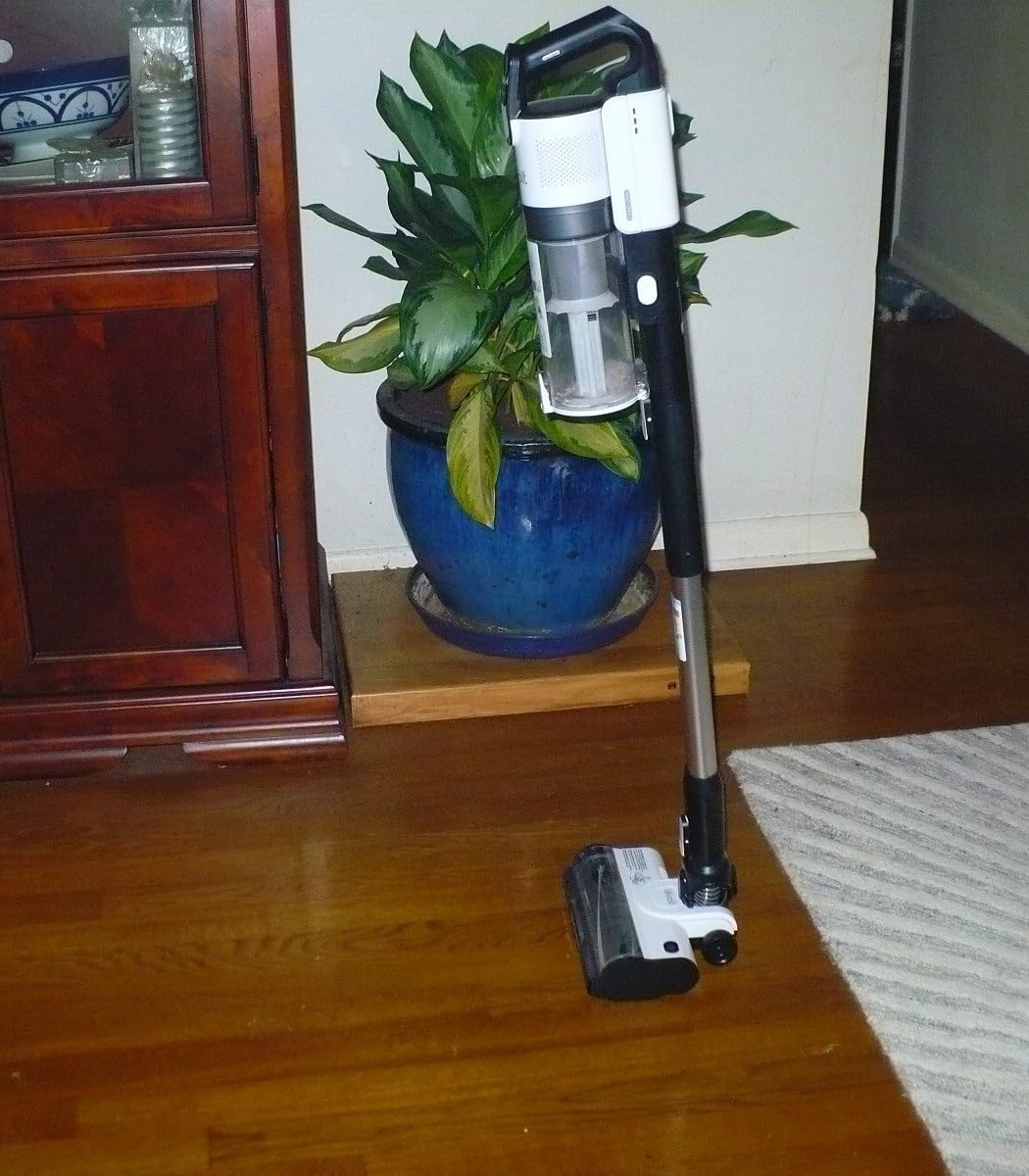LEVOIT Cordless Vacuum Cleaner, Stick Vac with Tangle-Resistant Design, Up to 50 Minutes, Powerful Suction, Rechargeable Customer Review LEVOIT Cordless Vacuum Cleaner, Stick Vac with Tangle-Resistant Design, Up to 50 Minutes, Powerful Suction, Rechargeable - Customer Photo 1