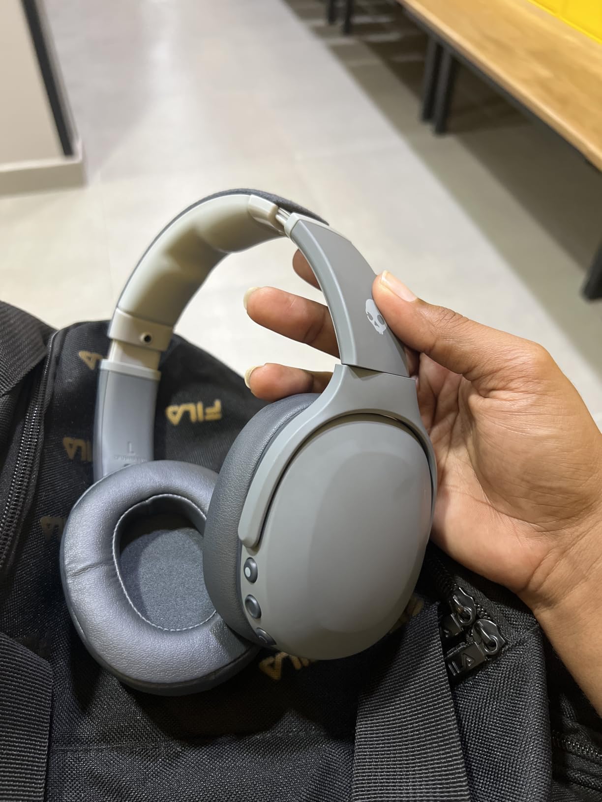 Skullcandy Crusher Evo Wireless Bluetooth Headphones with Extra USB-C Charging Cable, Multi-Sensory Bass, Noise Isolating Over-Ear Fit, 40 Hours Battery, Microphone for iPhone Android - True Black Customer Review Skullcandy Crusher Evo Wireless Bluetooth Headphones with Extra USB-C Charging Cable, Multi-Sensory Bass, Noise Isolating Over-Ear Fit, 40 Hours Battery, Microphone for iPhone Android - True Black - Customer Photo 2