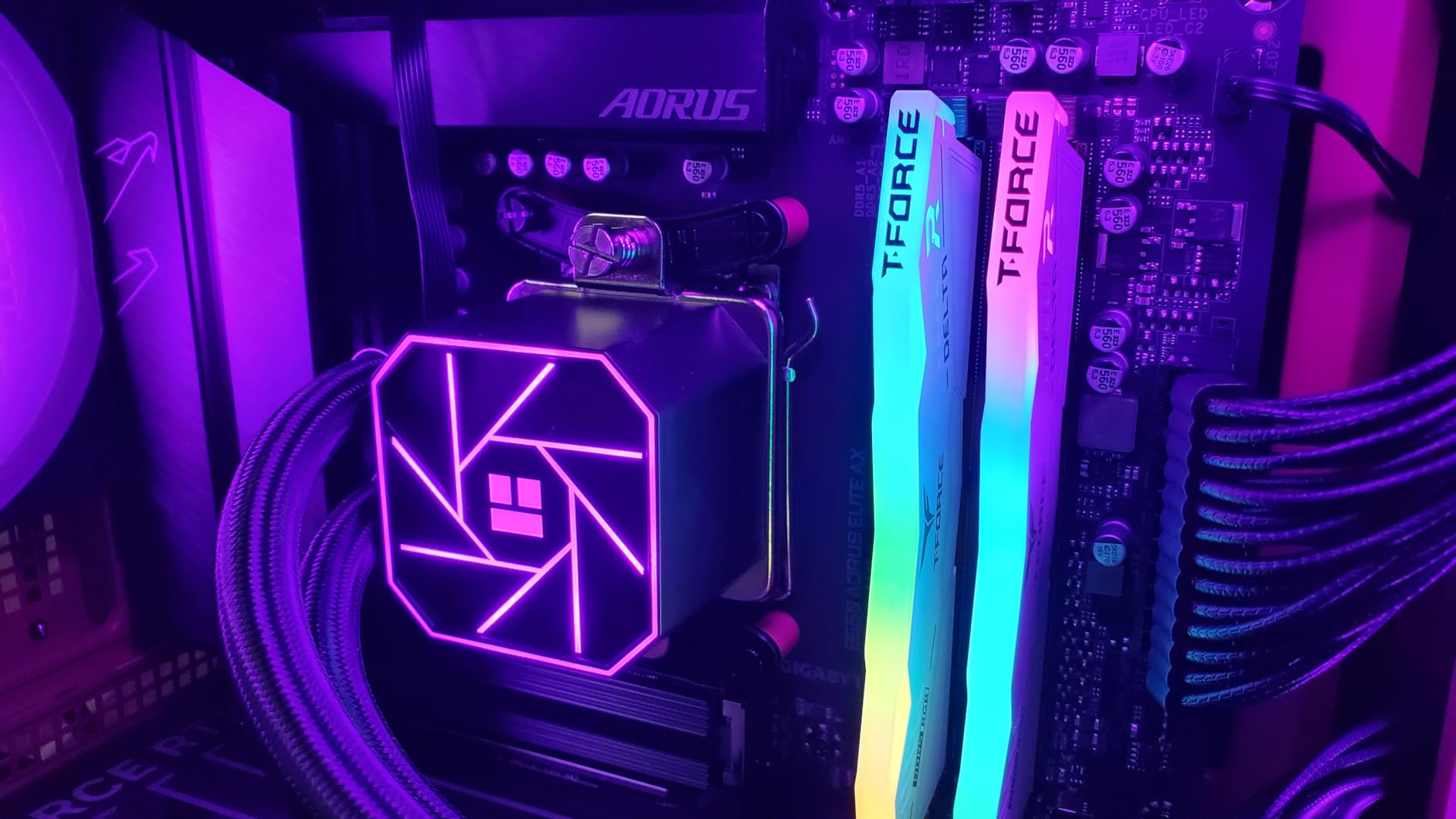 Thermalright Aqua Elite 240 V3 Water Cooling CPU Cooler, Double PWM ARGB Fans with S-FDB Bearings,Efficient PWM Controlled Pump,for AMD/AM4/AM5, Intel LGA1150/1151/1200/2011/1700 Customer Review Thermalright Aqua Elite 240 V3 Water Cooling CPU Cooler, Double PWM ARGB Fans with S-FDB Bearings,Efficient PWM Controlled Pump,for AMD/AM4/AM5, Intel LGA1150/1151/1200/2011/1700 - Customer Photo 2