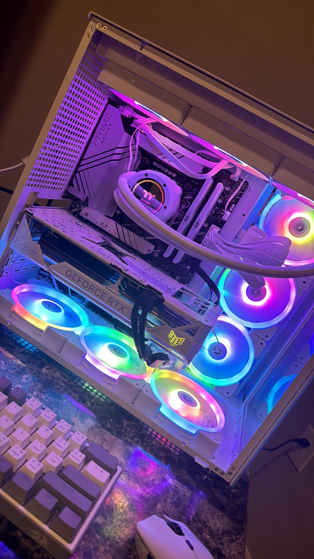 Thermaltake TH120 ARGB Sync V2 CPU Liquid Cooler/AlO Liquid Cooling/Fan 120mm*1/PWM 500~2000 RPM/Mirror Waterblock/MB ARGB Sync Control, CL-W360-PL12SW-A , Black Customer Review Thermaltake TH120 ARGB Sync V2 CPU Liquid Cooler/AlO Liquid Cooling/Fan 120mm*1/PWM 500~2000 RPM/Mirror Waterblock/MB ARGB Sync Control, CL-W360-PL12SW-A , Black - Customer Photo 1