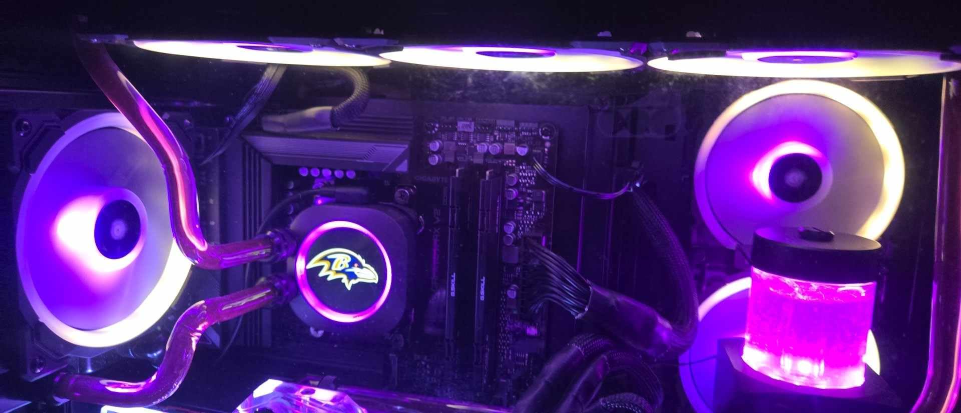 CORSAIR XC7 RGB Elite LCD CPU Water Block - 480x480 IPS LCD Screen - 31 RGB LEDs - USB-C - Fits Intel® LGA 1700, AMD® AM5 and Older - Stealth Gray - Customer Photo 1