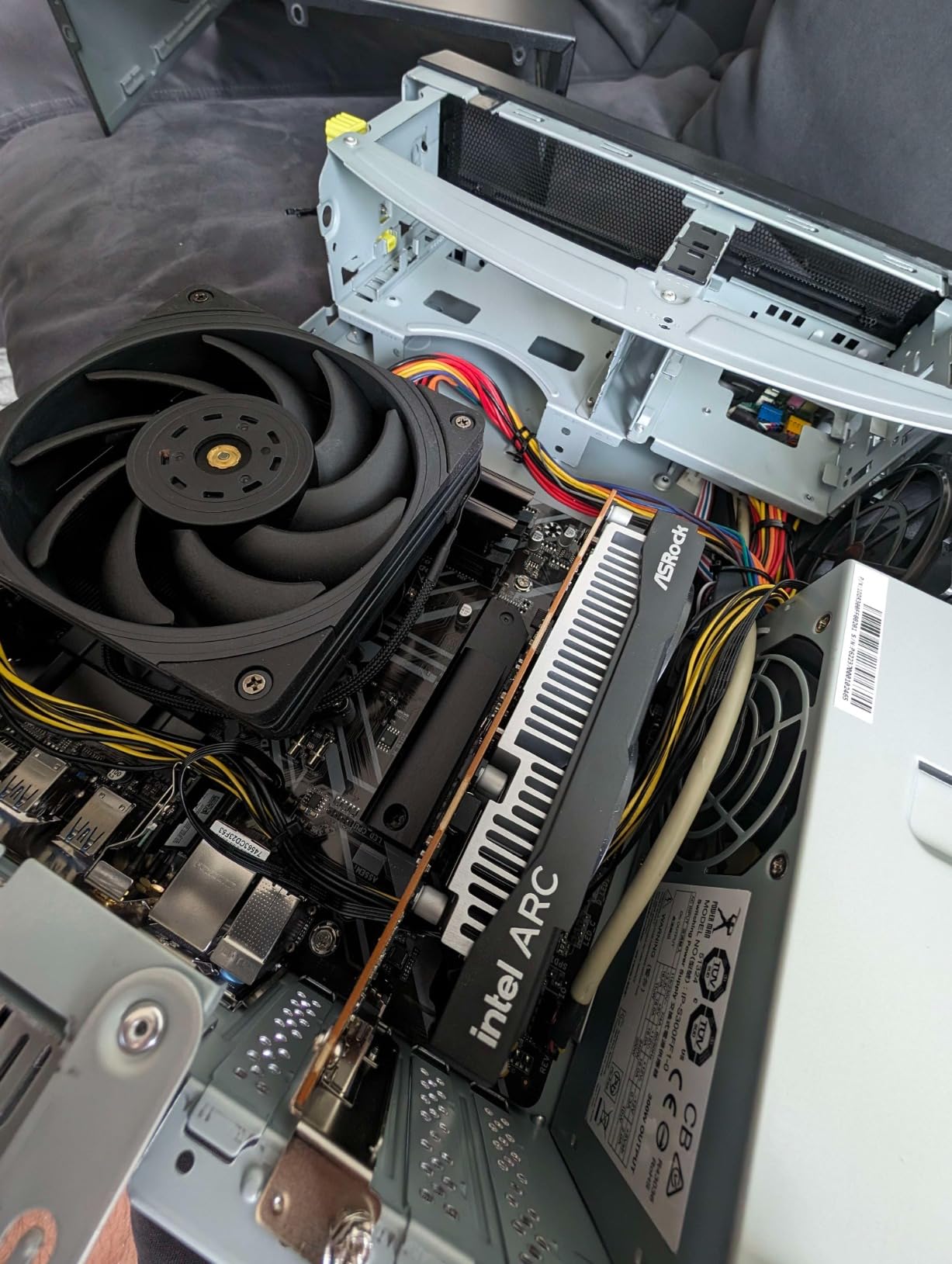 ASRock Intel Arc A380 Low Profile 6GB GDDR6 96-bit DisplayPort HDMI 0dB Silent Cooling 8K 7680 x 4320 Graphics Card PCI Express4.0 Dual Fan Customer Review ASRock Intel Arc A380 Low Profile 6GB GDDR6 96-bit DisplayPort HDMI 0dB Silent Cooling 8K 7680 x 4320 Graphics Card PCI Express4.0 Dual Fan - Customer Photo 2