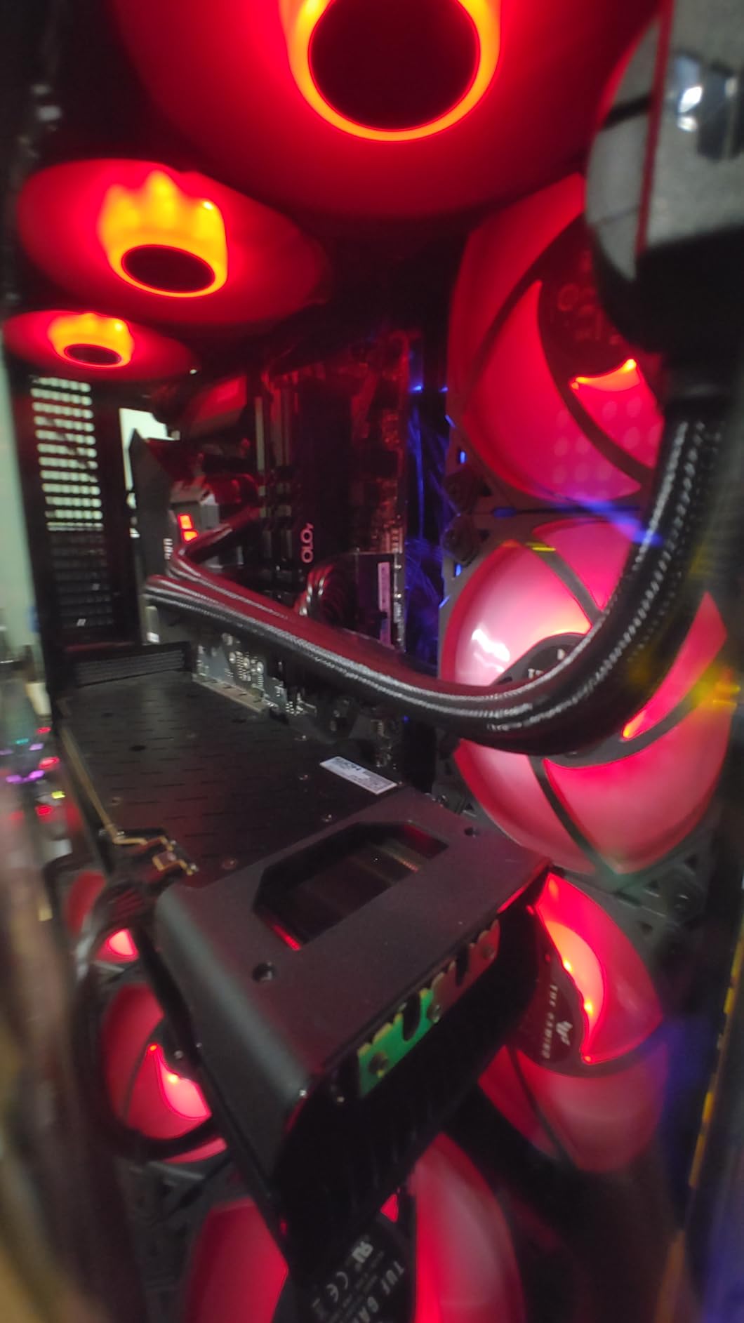 XFX Speedster MERC319 RX 7800 XT 16GB Graphics Card - Customer Photo 1