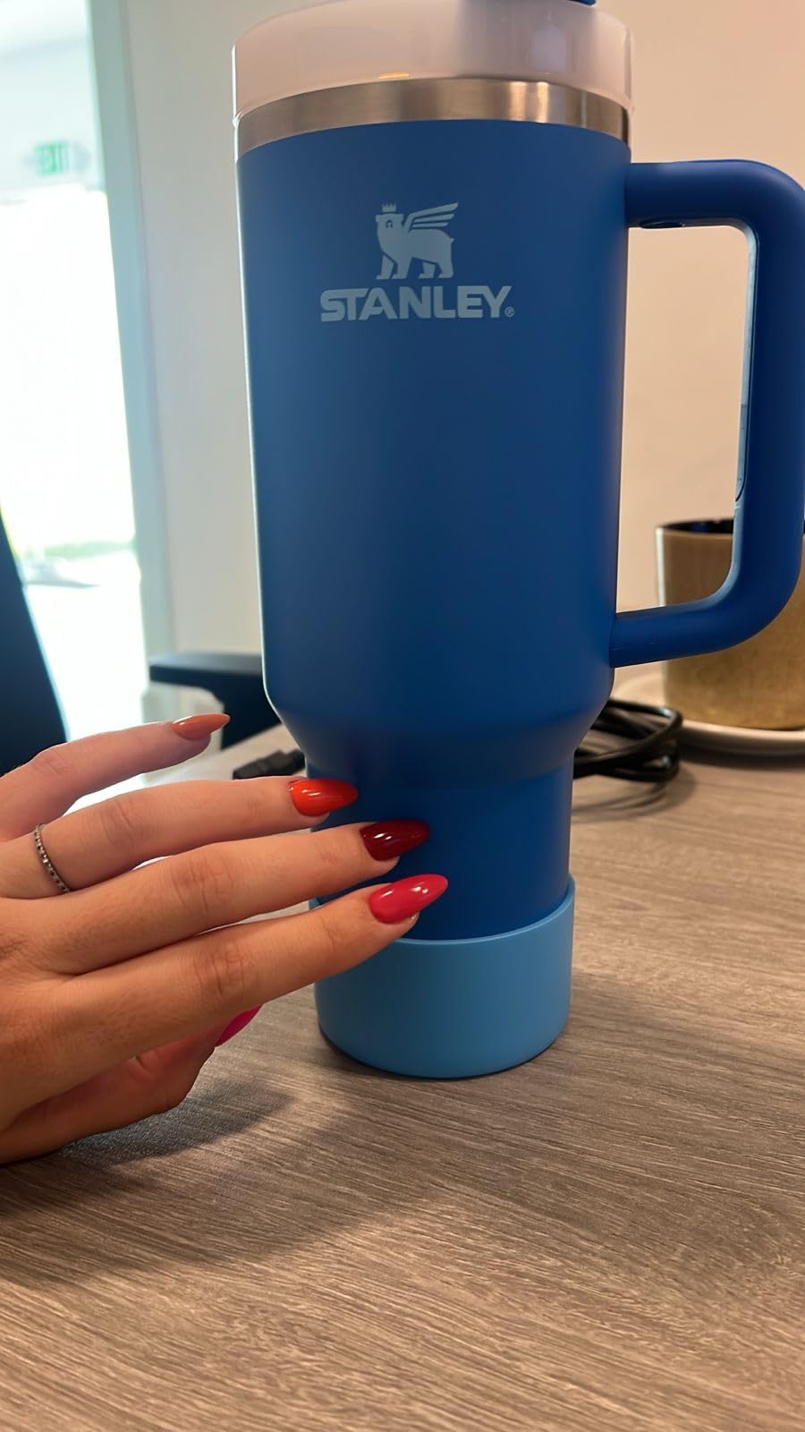 STANLEY Quencher H2.0 Tumbler with Handle and Straw 40 oz | Flowstate 3-Position Lid | Cup Holder Compatible | Insulated Stainless Steel Cup | BPA-Free | Cream 2.0 customer photo 1