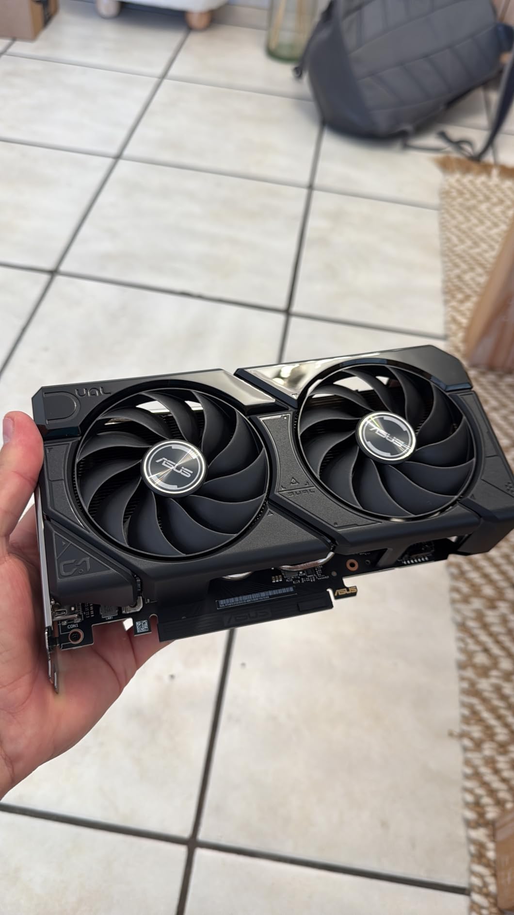 ASUS Dual GeForce RTX 4070 EVO OC Edition 12GB GDDR6X is Designed for Broad Compatibility, with a 2.5-Slot Design - Customer Photo 1