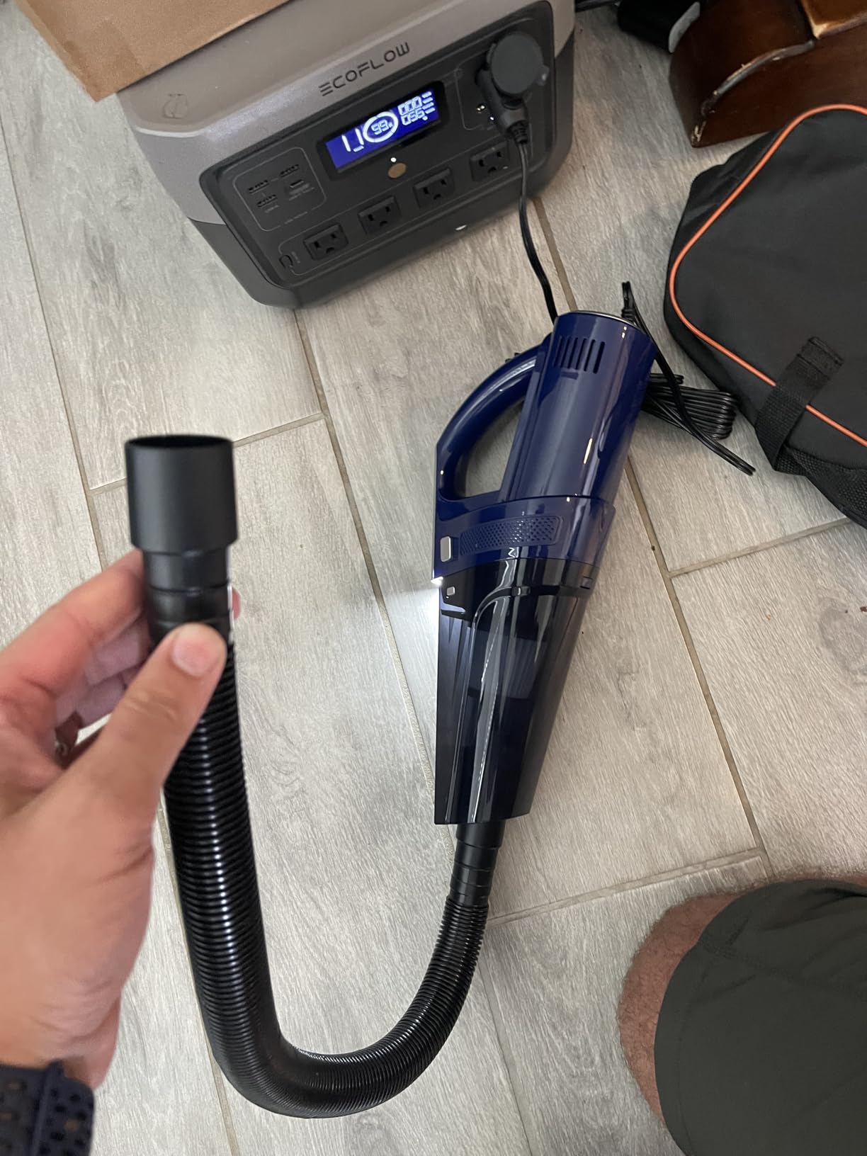 Car Vacuum, Portable Vacuum Cleaner with Powerful 7000PA Suction, DC 12V Power 16.4Ft Cord Wired Vacuum Cleaner, LED Light, Car Accessories for Men/Women - Customer Photo 1