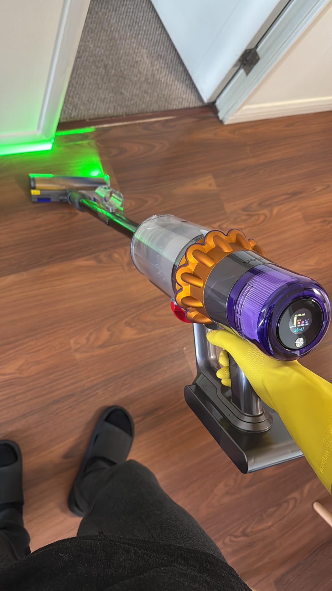 Dyson V15 Detect Plus Cordless Vacuum, Yellow/Nickel Customer Review Dyson V15 Detect Plus Cordless Vacuum, Yellow/Nickel - Customer Photo 1