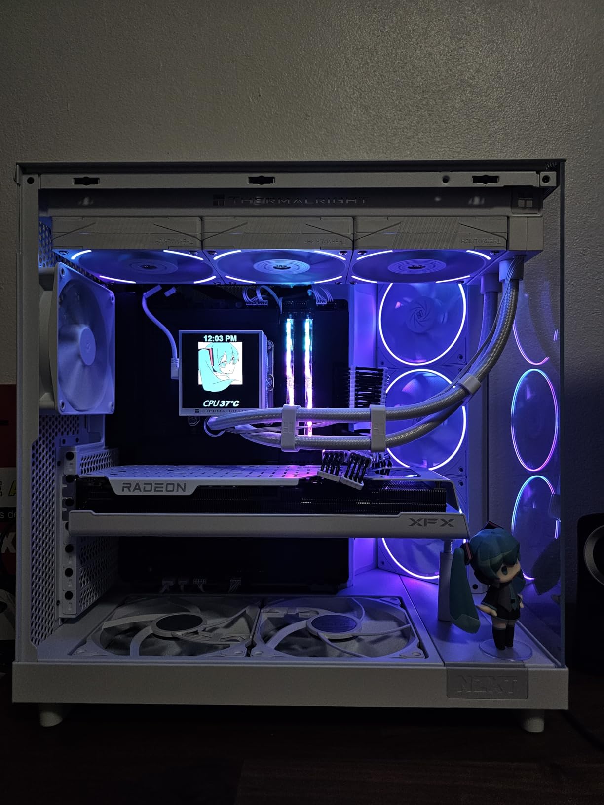 XFX Speedster QICK319 Radeon RX 7800 XT White CORE Gaming Graphics Card with 16GB GDDR6 HDMI 3xDP, AMD RDNA 3 RX-78TQICKW9 customer photo 1