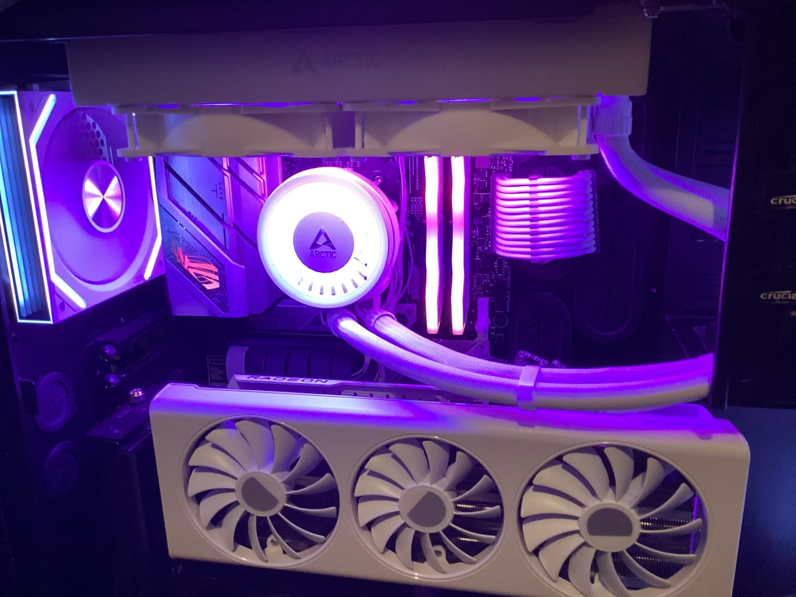 XFX Speedster QICK319 Radeon RX 7800 XT White CORE Gaming Graphics Card with 16GB GDDR6 HDMI 3xDP, AMD RDNA 3 RX-78TQICKW9 customer photo 2