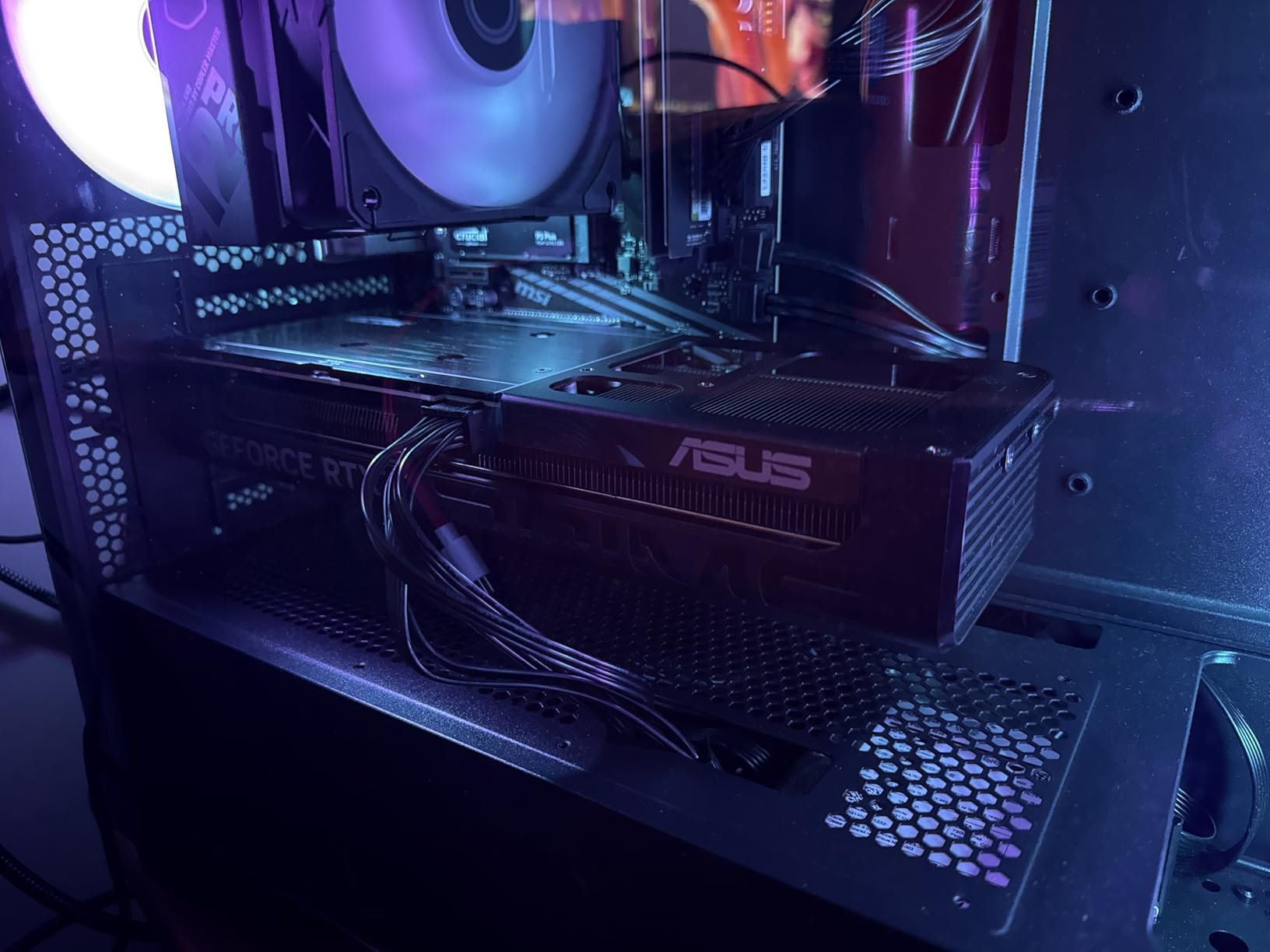 ASUS Dual GeForce RTX™ 4060 Ti EVO OC Edition 8GB GDDR6 Customer Review ASUS Dual GeForce RTX™ 4060 Ti EVO OC Edition 8GB GDDR6 - Customer Photo 1