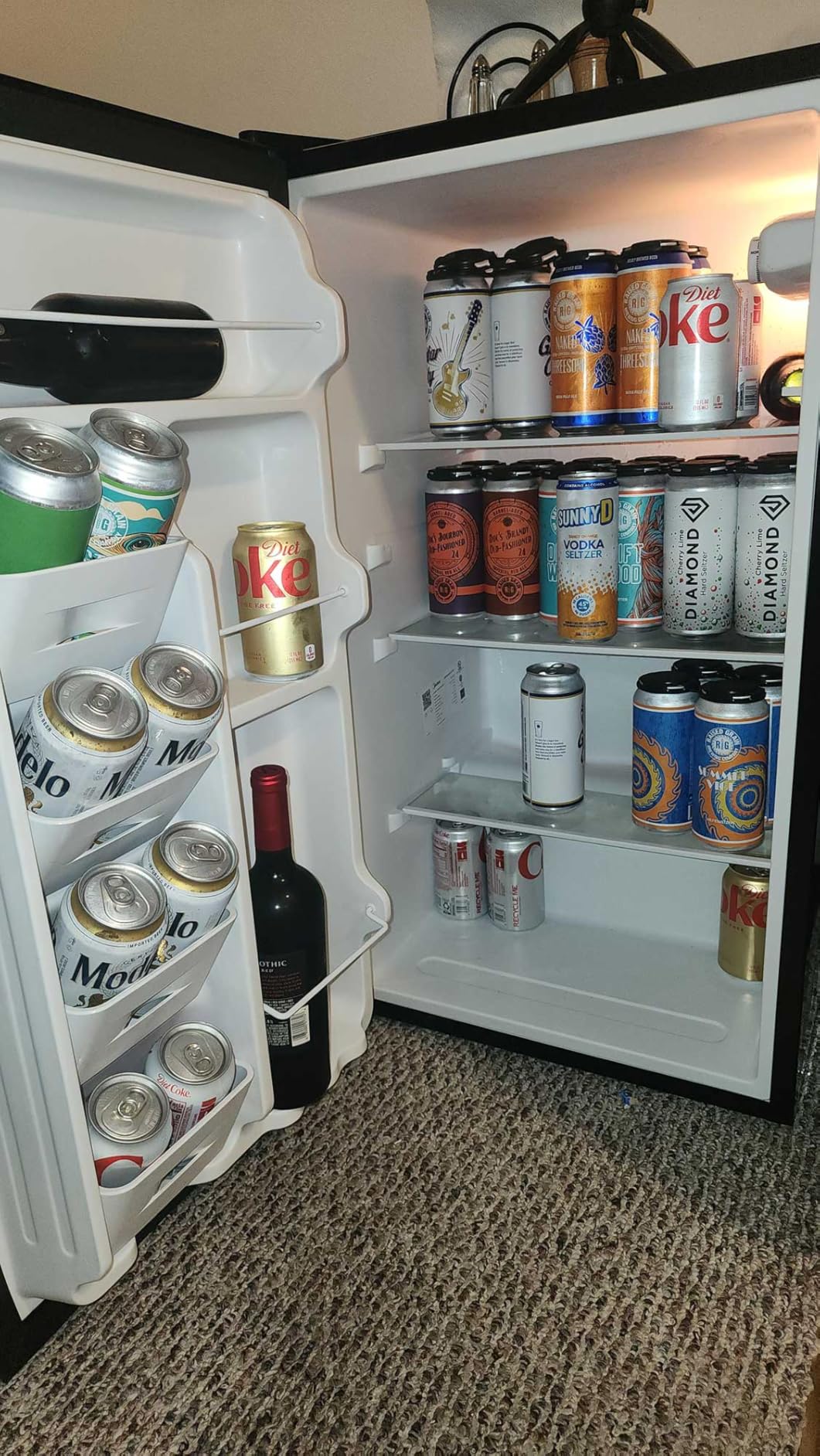 Midea MERM33S1AST 3.3 Cubic Feet Compact Refrigerator, Silver - Customer Photo 1