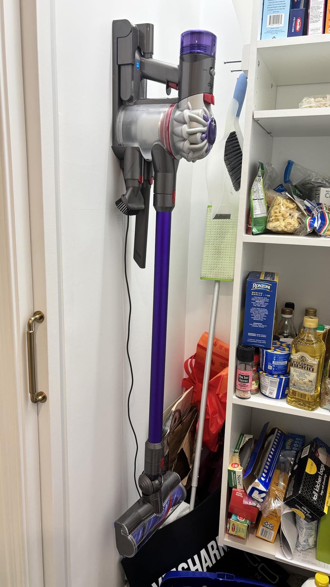 Dyson V8 Extra Cordless Vacuum Cleaner, Purple Customer Review Dyson V8 Extra Cordless Vacuum Cleaner, Purple - Customer Photo 1