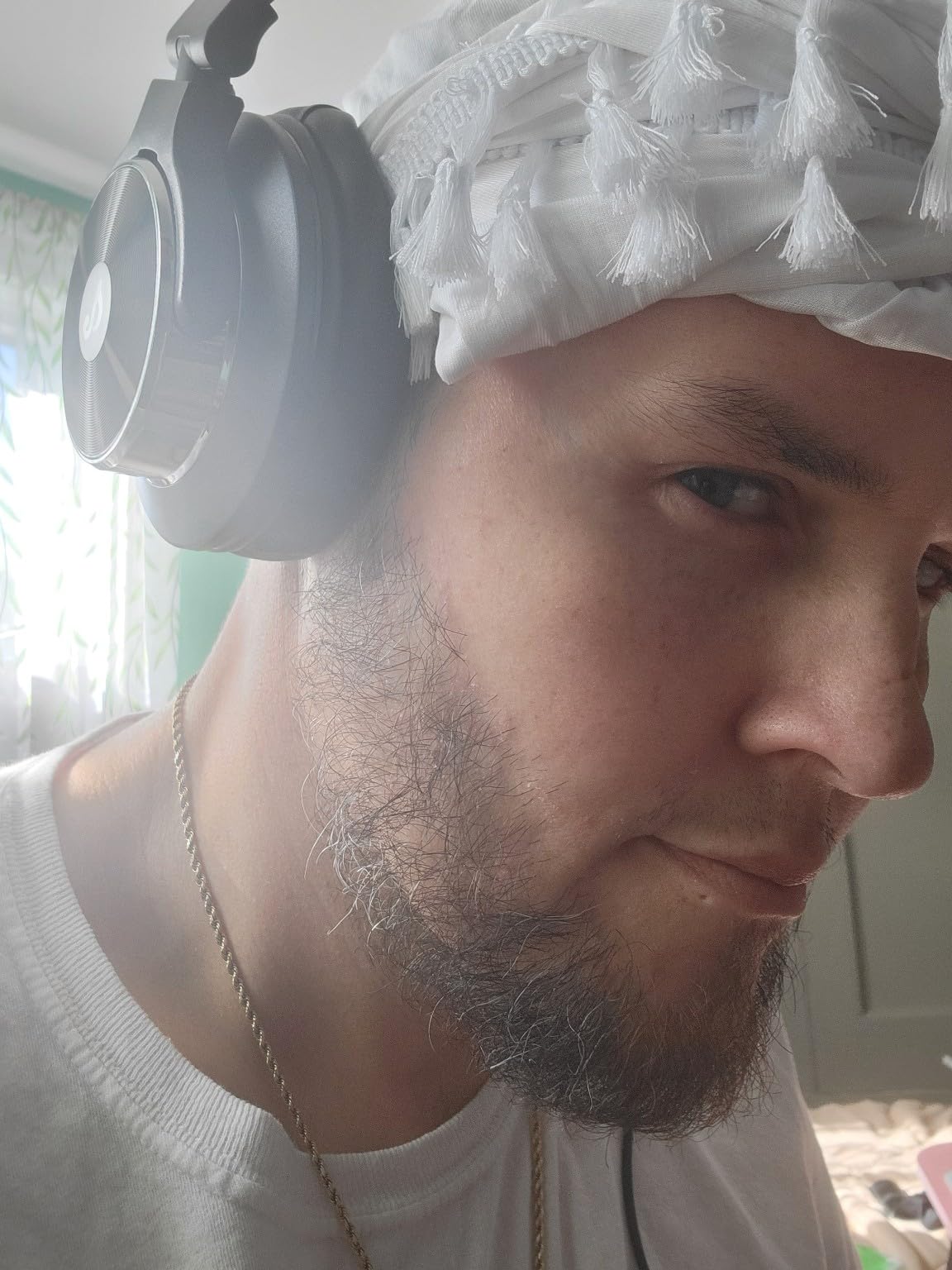 Rumoon Wired Over Ear Studio Monitor Headphones Customer Review Rumoon Wired Over Ear Studio Monitor Headphones - Customer Photo 1