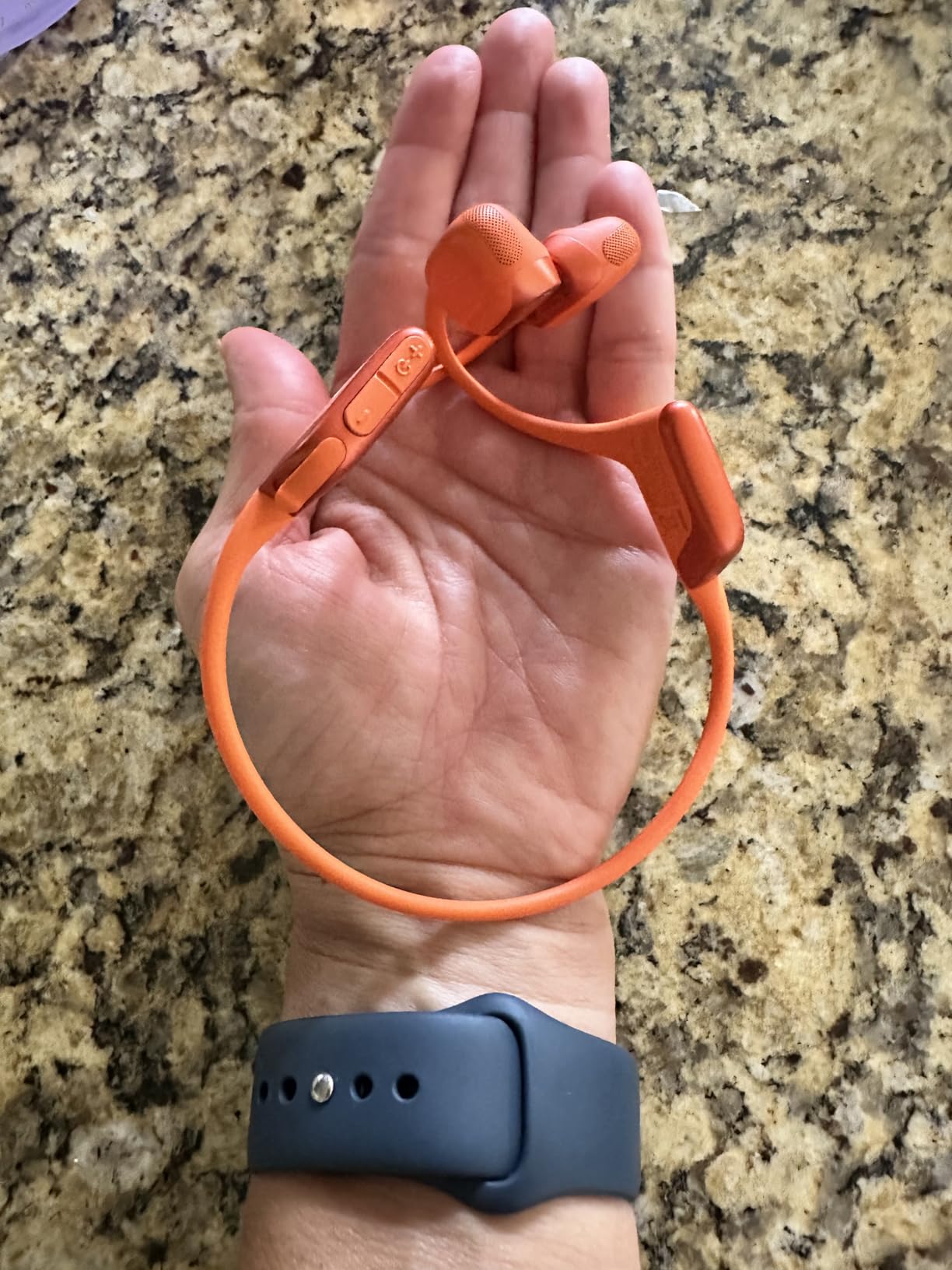 SHOKZ New OpenRun Pro 2 - Open-Ear, Bone Conduction Sport Headphones with Reflective Strip Customer Review SHOKZ New OpenRun Pro 2 - Open-Ear, Bone Conduction Sport Headphones with Reflective Strip - Customer Photo 2