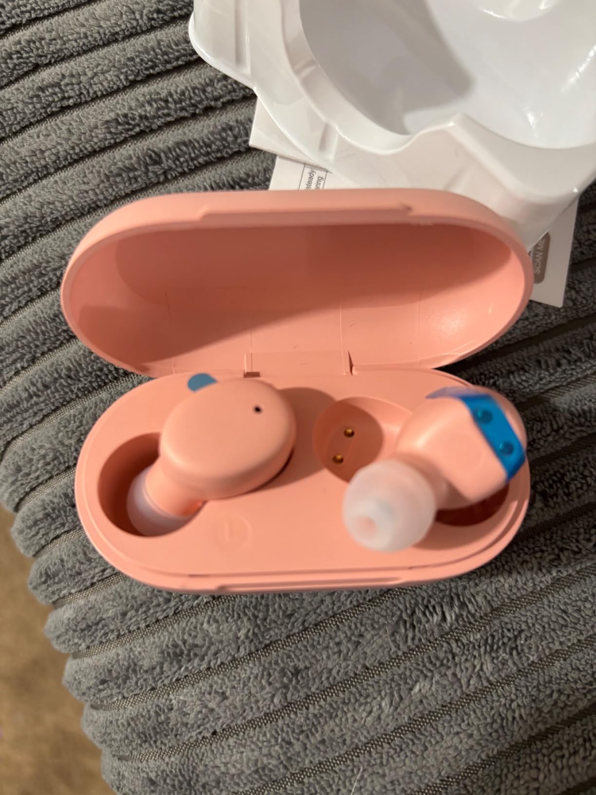 MOZOTER S8 Mini Wireless Earbuds Bluetooth 5.3 in Ear Light-Weight Headphones,60Hrs Playtime Ear Buds with Charging Case,Bluetooth Headsets,Premium Sound with Deep Bass for Sport-Pink - Customer Photo 2