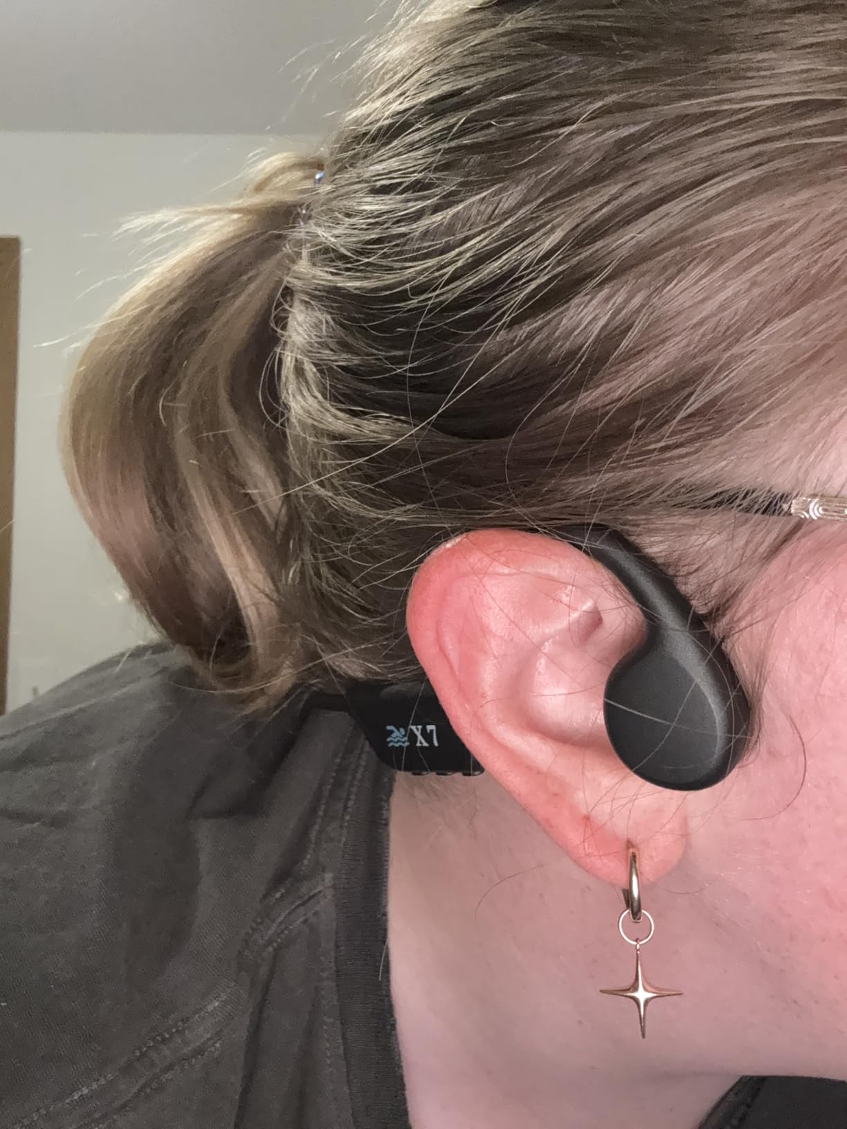 Swimming headphones-bone conduction headphones, IP68 waterproof built-in MP3 player 32G memory, underwater swimming headphone, wireless open Earphones Bluetooth 5.3, for running, cycling (black) Customer Review Swimming headphones-bone conduction headphones, IP68 waterproof built-in MP3 player 32G memory, underwater swimming headphone, wireless open Earphones Bluetooth 5.3, for running, cycling (black) - Customer Photo 1