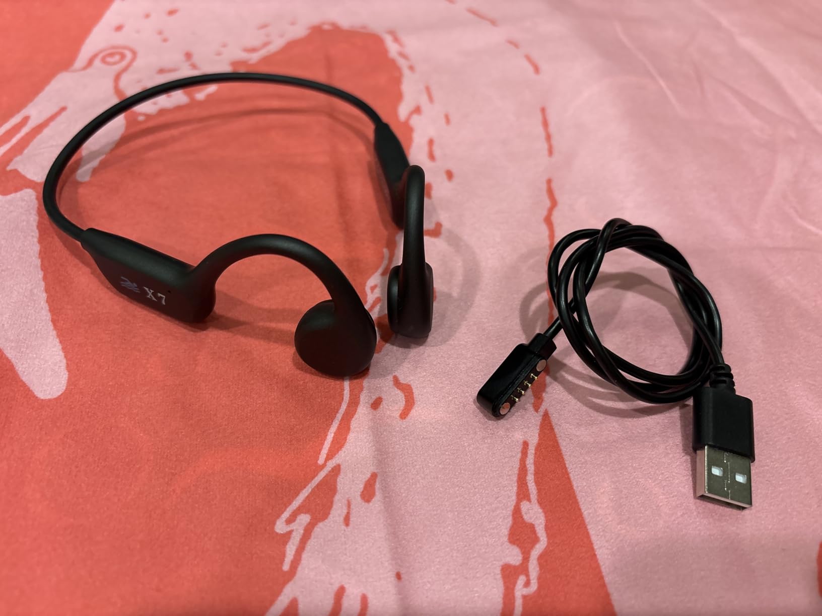 Swimming headphones-bone conduction headphones, IP68 waterproof built-in MP3 player 32G memory, underwater swimming headphone, wireless open Earphones Bluetooth 5.3, for running, cycling (black) Customer Review Swimming headphones-bone conduction headphones, IP68 waterproof built-in MP3 player 32G memory, underwater swimming headphone, wireless open Earphones Bluetooth 5.3, for running, cycling (black) - Customer Photo 2