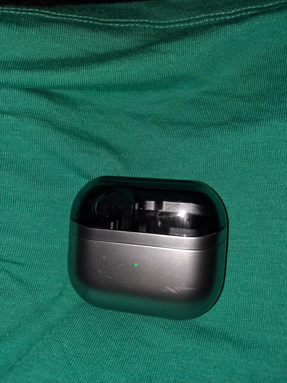 Samsung Galaxy Buds 3 Wireless Earbud Headphones - Silver Customer Review Samsung Galaxy Buds 3 Wireless Earbud Headphones - Silver - Customer Photo 2