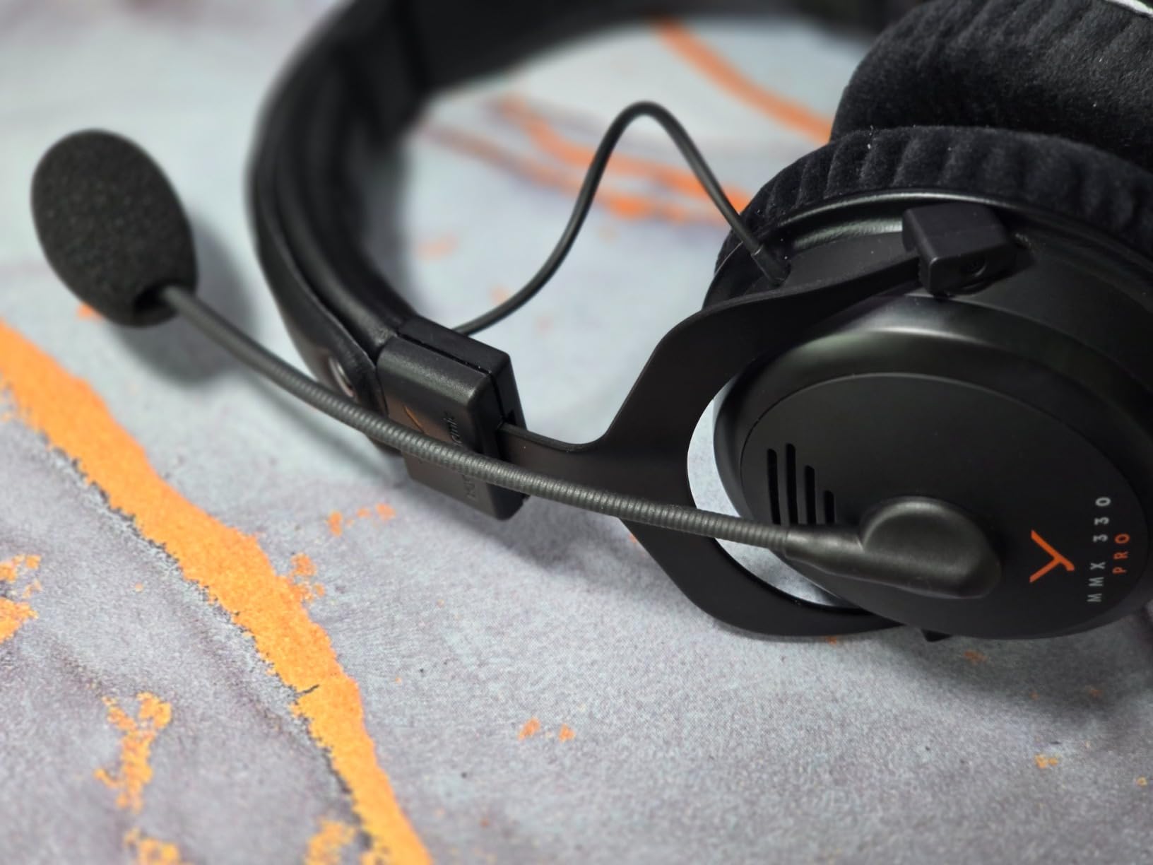 MMX 330 Pro Open-Back Gaming Headset with Stellar.45 Driver and Condenser Microphone, Wired Gaming Headphone Suitable for PC, Gaming Console, PS, Switch. Handmade in Germany customer photo 1