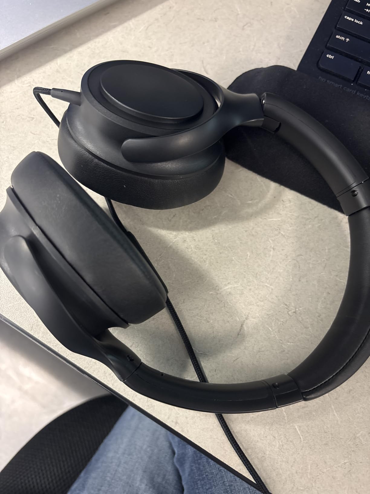 Wired Over-Ear Headphones with USB C Connector, Hi-Fi Stereo Sound, Noise-Isolating Ear Cups, Comfortable Fit for USB C Devices (No Bag, Black) Customer Review Wired Over-Ear Headphones with USB C Connector, Hi-Fi Stereo Sound, Noise-Isolating Ear Cups, Comfortable Fit for USB C Devices (No Bag, Black) - Customer Photo 1