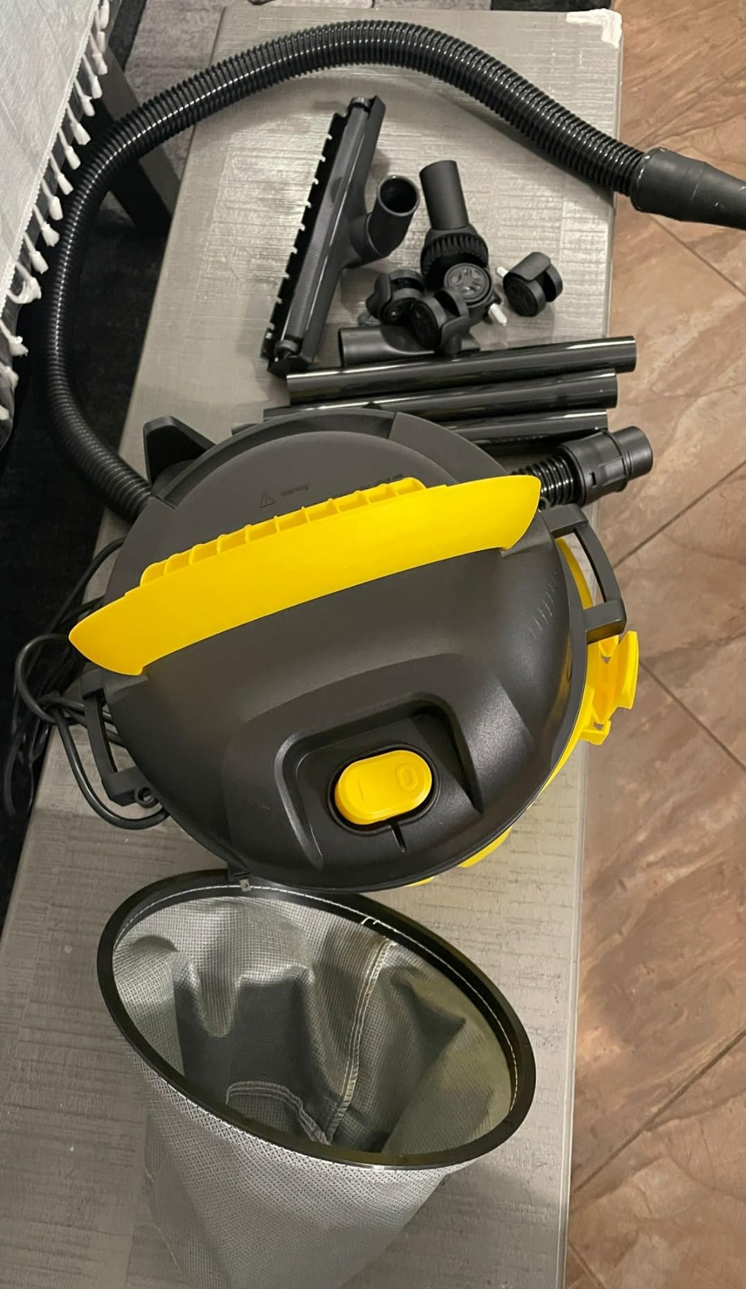 SIPPON Wet-Dry Vacuum, 3-in-1 Portable Shop Vacuum Cleaner with 2 Peak HP Power Suction, Lightweight Wet Dry Vacuum with Blower & Wall Mount Design for Car, Pet Hair, Hard Floor (High) Customer Review SIPPON Wet-Dry Vacuum, 3-in-1 Portable Shop Vacuum Cleaner with 2 Peak HP Power Suction, Lightweight Wet Dry Vacuum with Blower & Wall Mount Design for Car, Pet Hair, Hard Floor (High) - Customer Photo 1