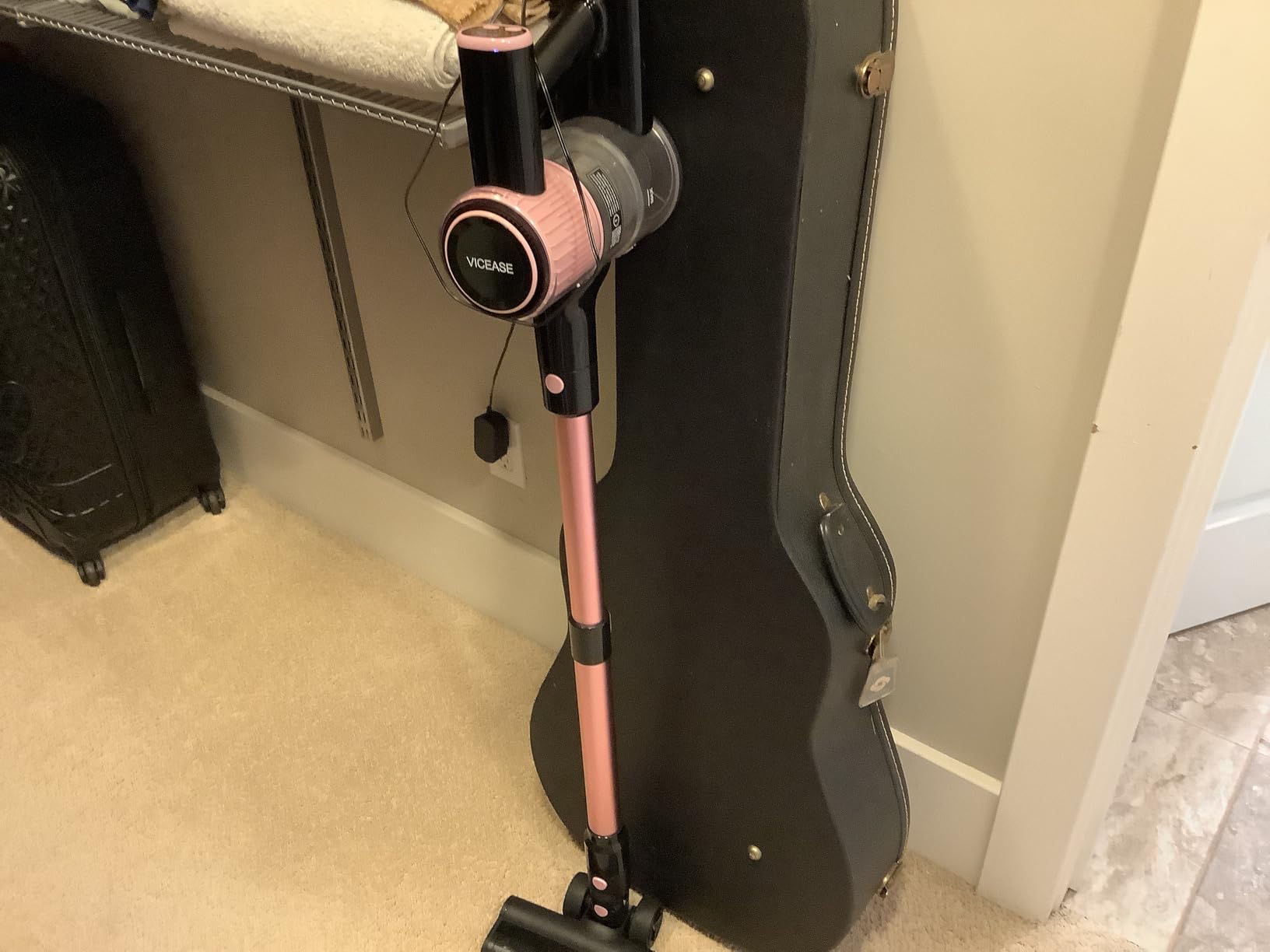 Cordless Vacuum Cleaner, 8 in 1 Powerful Suction Lightweight Vacuum Cleaner for Home, LED Display, 3 Suction Modes, 45Mins Detachable Battery Vacuum for Hard Floor Carpet Pet Hair, Pink Customer Review Cordless Vacuum Cleaner, 8 in 1 Powerful Suction Lightweight Vacuum Cleaner for Home, LED Display, 3 Suction Modes, 45Mins Detachable Battery Vacuum for Hard Floor Carpet Pet Hair, Pink - Customer Photo 1