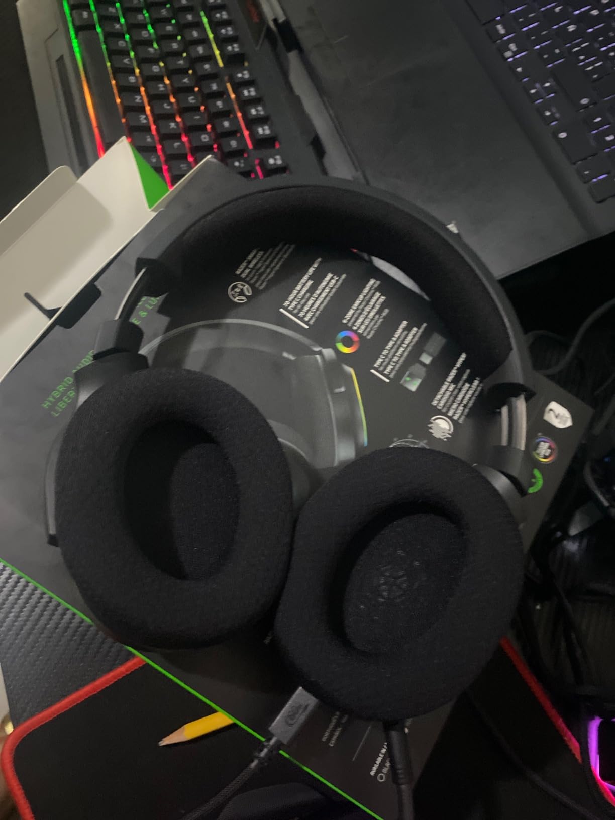 Razer Barracuda X Chroma Wireless Gaming Headset Customer Review Razer Barracuda X Chroma Wireless Gaming Headset - Customer Photo 1