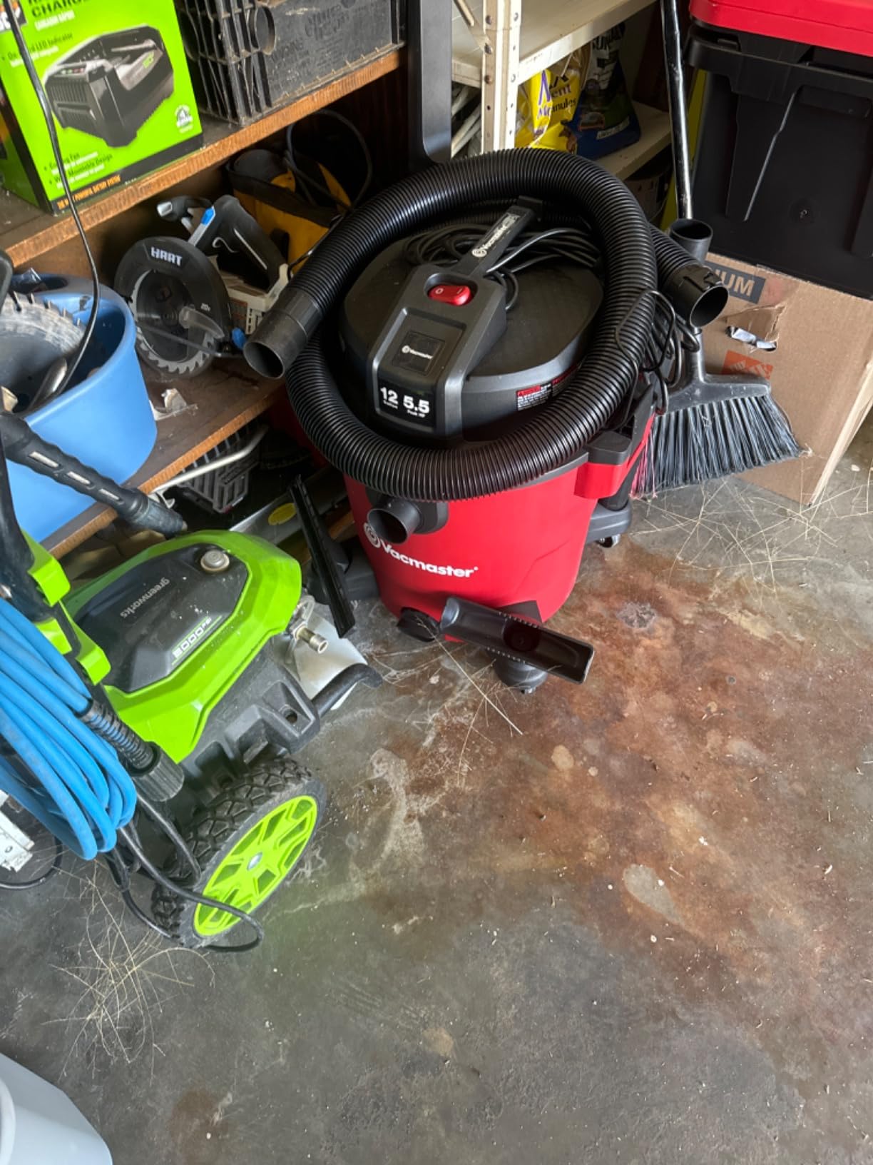 Vacmaster 16-Gallon 6.5 Peak HP Wet/Dry Vacuum – VJH1612PF 1101, Red - Customer Photo 1