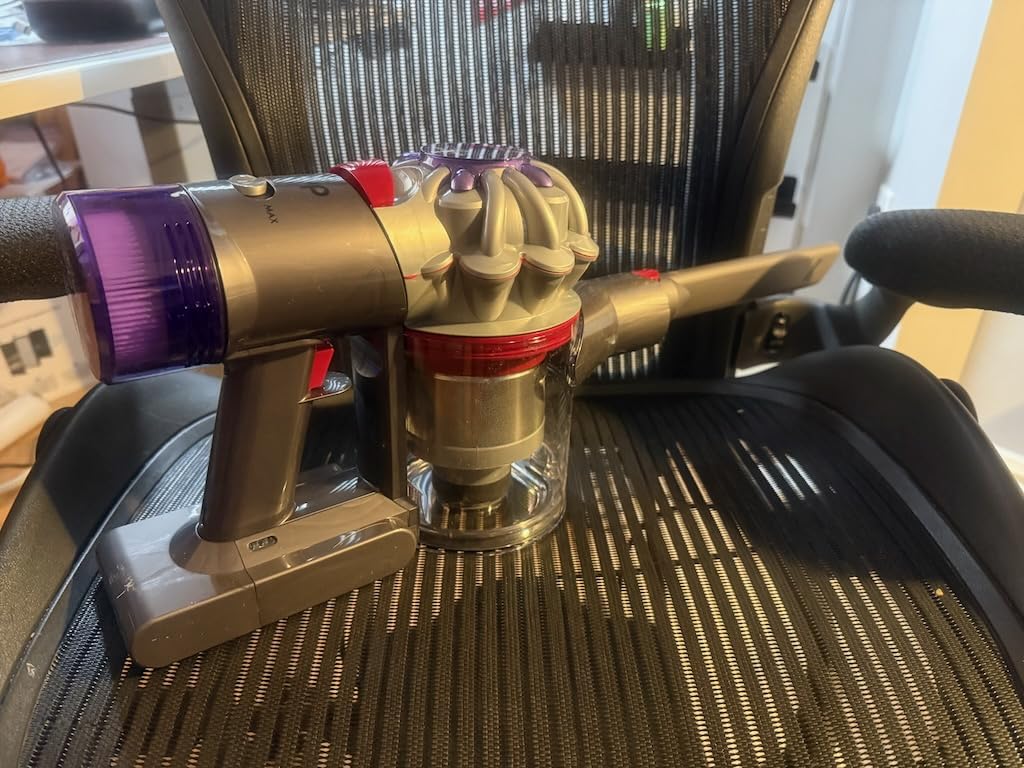 Dyson Car+Boat Handheld Vacuum, Cordless and Lightweight, Cleans Hard Surfaces and Upholstery, 115AW, 2 Power Modes, Up to 50 Minutes customer photo 2