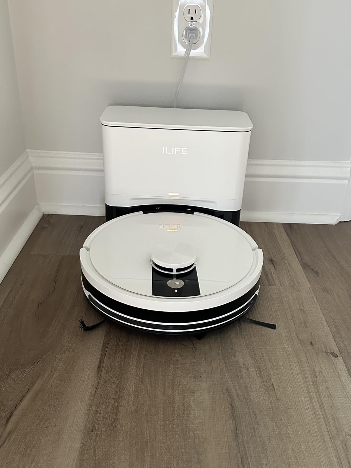 ILIFE A12 Pro Robot Vacuum and Mop Combo, Self Emptying Station for 60 Days, LiDAR Navigation, Home Mapping, No-Go Zones, 2.4G WiFi/App/Alexa/Remote Control, for Hard Floors, 110V Customer Review ILIFE A12 Pro Robot Vacuum and Mop Combo, Self Emptying Station for 60 Days, LiDAR Navigation, Home Mapping, No-Go Zones, 2.4G WiFi/App/Alexa/Remote Control, for Hard Floors, 110V - Customer Photo 1