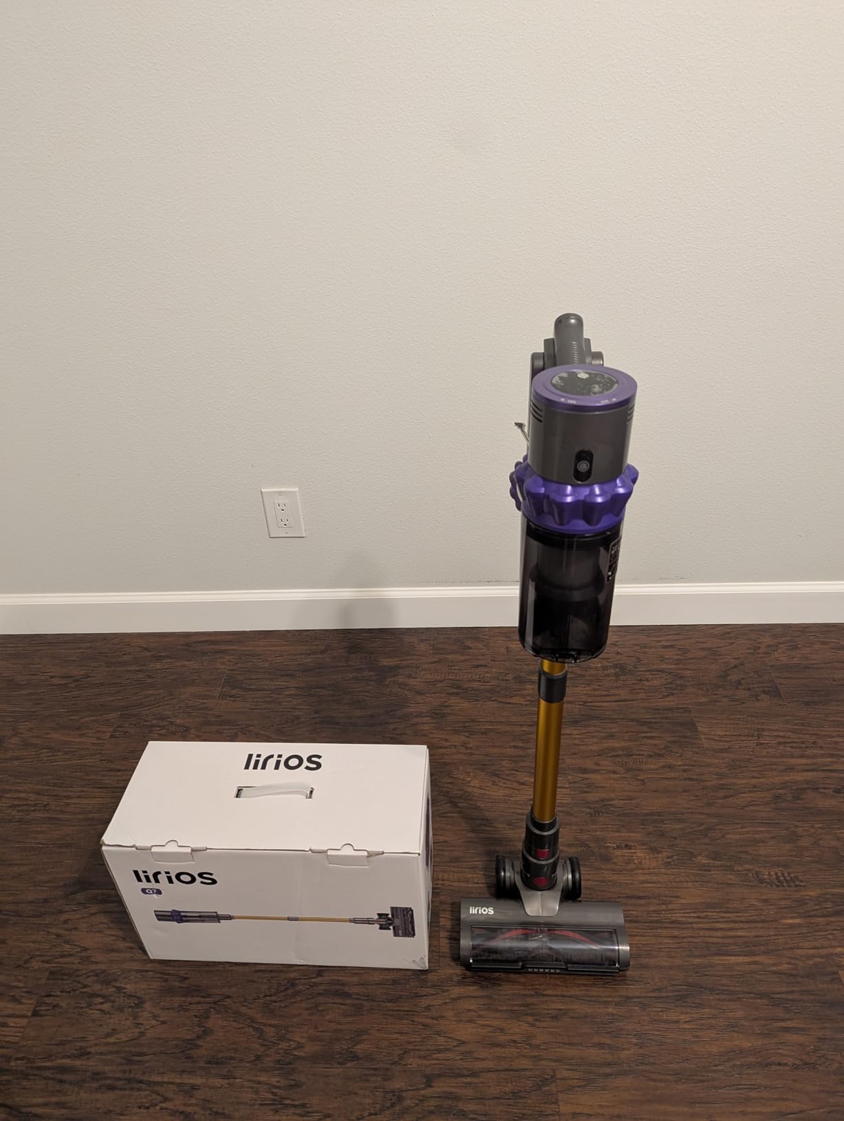 Cordless Vacuum Cleaner, 580W 48KPA 65Mins Self-Standing Vacuum Cleaners for Home, Stick Vacuum Cordless with Wall Mount Charging, LED Display, Upgraded Roller Brush for Carpet,Pet Hair,Hardwood Floor Customer Review Cordless Vacuum Cleaner, 580W 48KPA 65Mins Self-Standing Vacuum Cleaners for Home, Stick Vacuum Cordless with Wall Mount Charging, LED Display, Upgraded Roller Brush for Carpet,Pet Hair,Hardwood Floor - Customer Photo 1