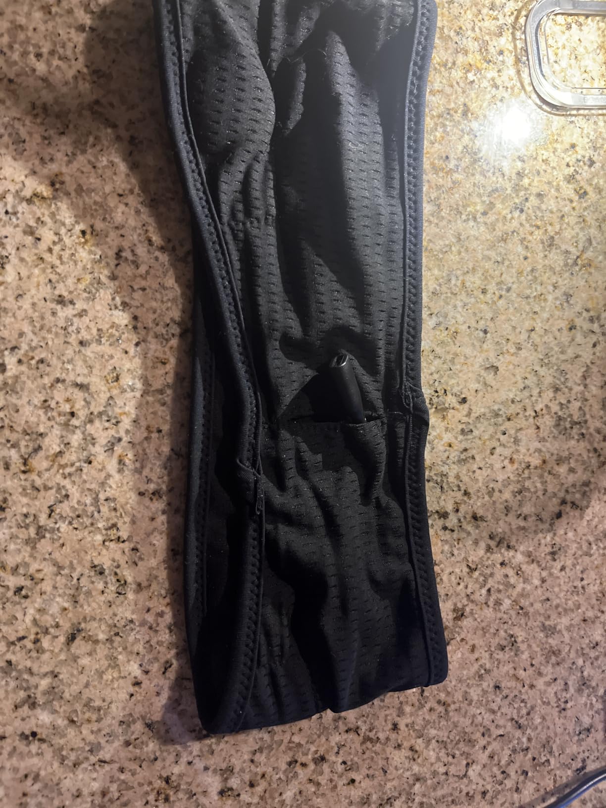 Bluetooth Sleep Headphones Headband, Non-Slip Soft Stretchy Wireless Bluetooth Earphones with 10-Hour Battery Speakers for Sleep Travel Sports Yoga Meditation Running and Housework Customer Review Bluetooth Sleep Headphones Headband, Non-Slip Soft Stretchy Wireless Bluetooth Earphones with 10-Hour Battery Speakers for Sleep Travel Sports Yoga Meditation Running and Housework - Customer Photo 2