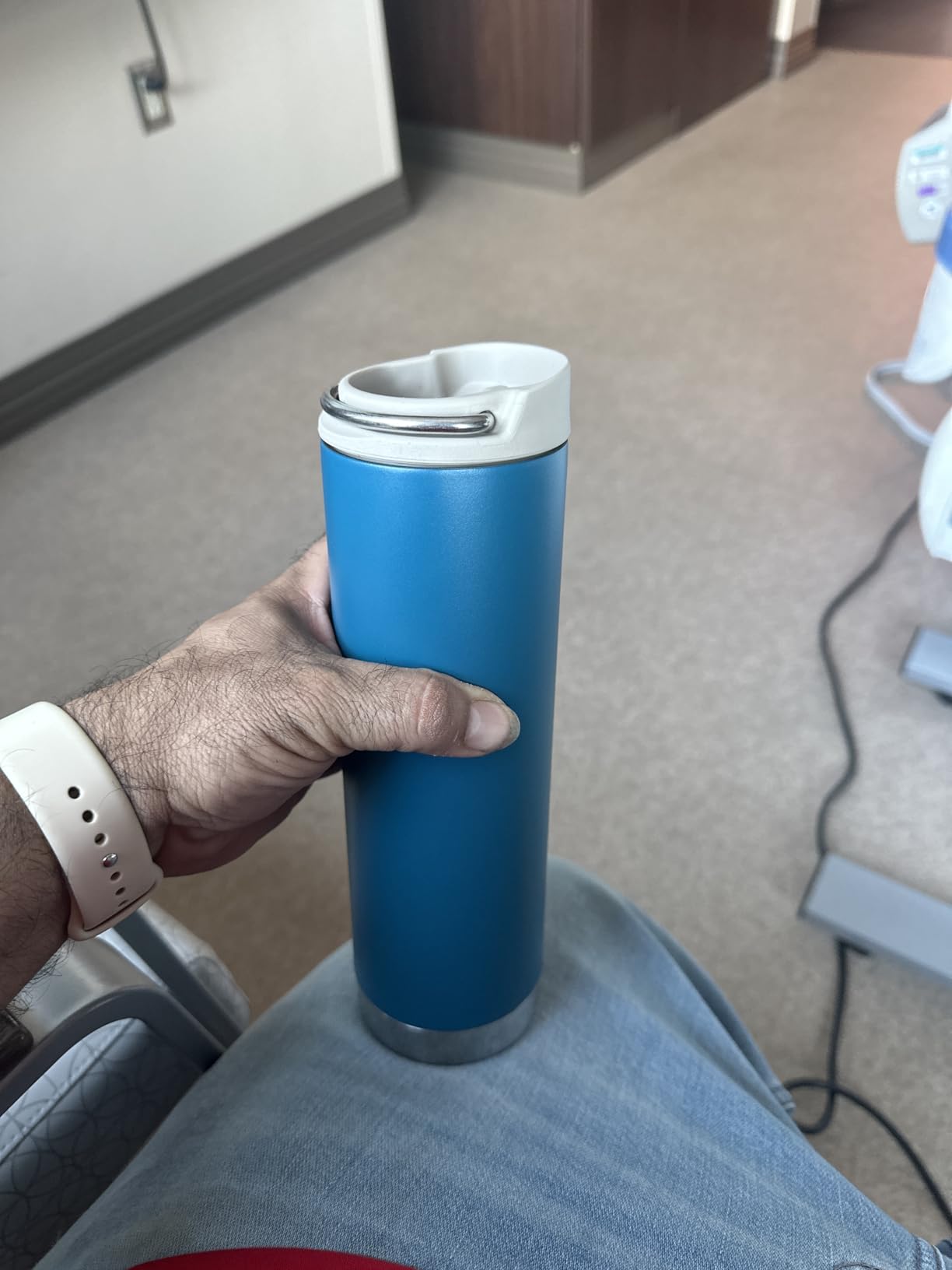 Klean Kanteen TKWide Insulated Water Bottle with Twist Cap - Clear Sky Customer Review Klean Kanteen TKWide Insulated Water Bottle with Twist Cap - Clear Sky - Customer Photo 1