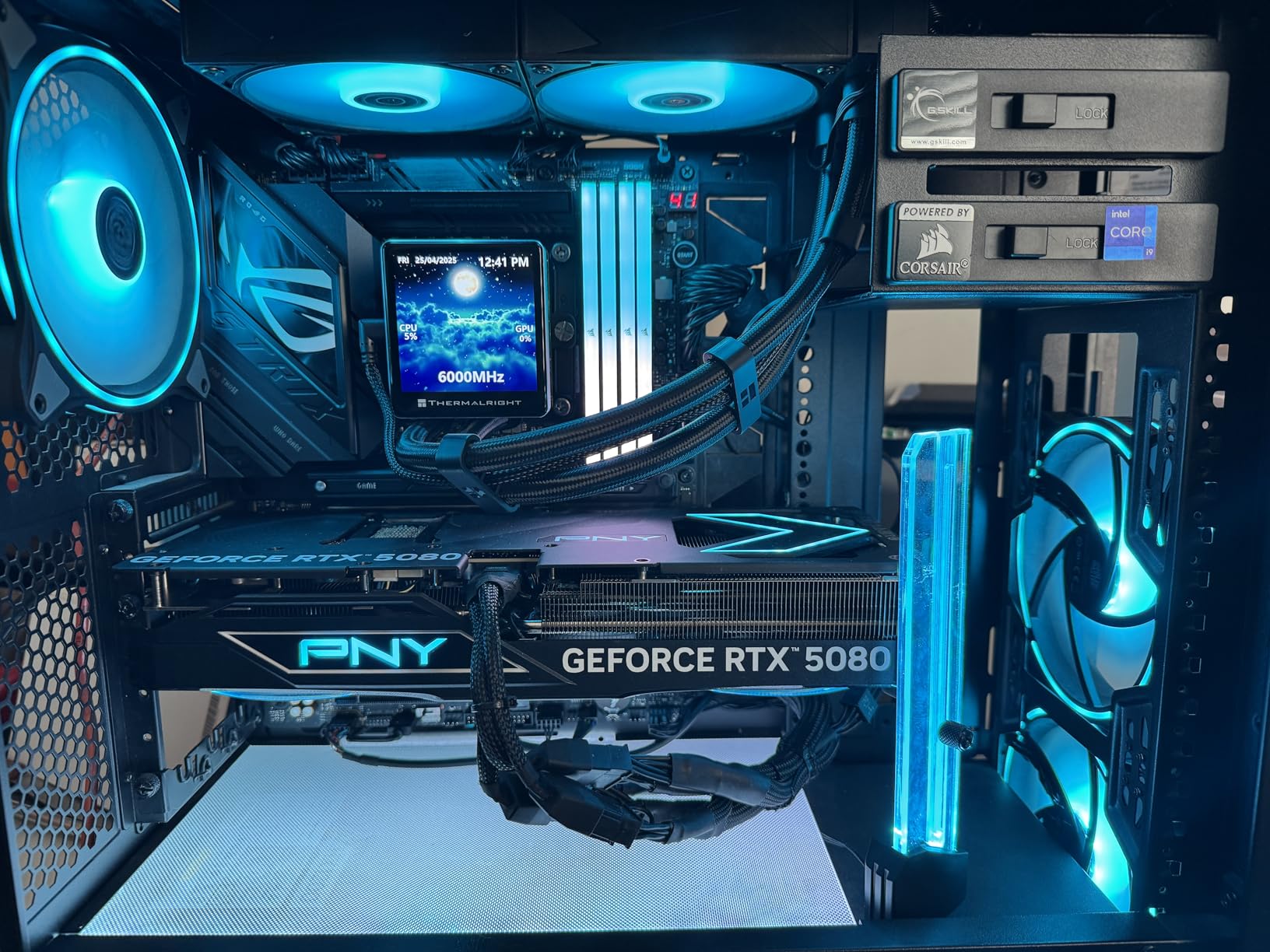 PNY NVIDIA GeForce RTX™ 5080 Epic-X™ ARGB OC Triple Fan, Graphics Card (16GB GDDR7, 256-bit, Boost Speed: 2775 MHz, PCIe® 5.0, HDMI®/DP 2.1, 2.99-Slot, NVIDIA Blackwell Architecture, DLSS 4) Customer Review PNY NVIDIA GeForce RTX™ 5080 Epic-X™ ARGB OC Triple Fan, Graphics Card (16GB GDDR7, 256-bit, Boost Speed: 2775 MHz, PCIe® 5.0, HDMI®/DP 2.1, 2.99-Slot, NVIDIA Blackwell Architecture, DLSS 4) - Customer Photo 2