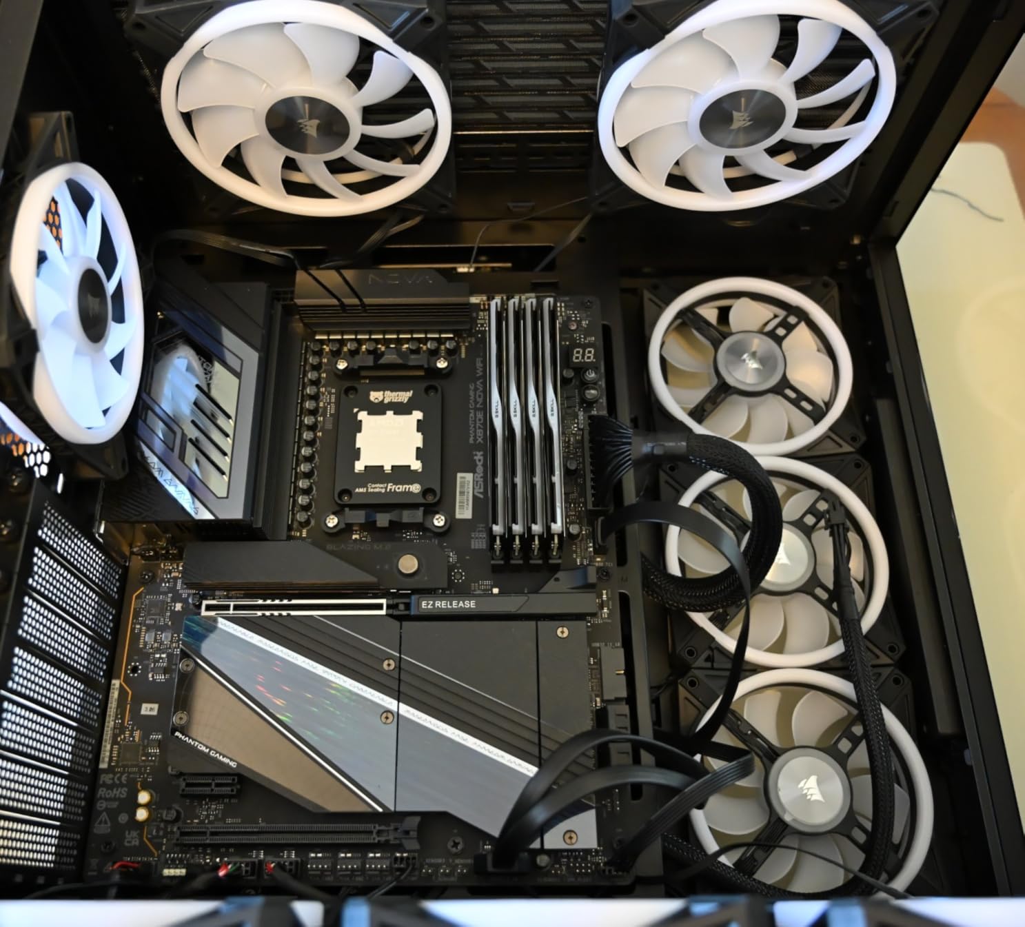 AMD Ryzen 9 9950X3D 16-Core Processor Customer Review AMD Ryzen 9 9950X3D 16-Core Processor - Customer Photo 2