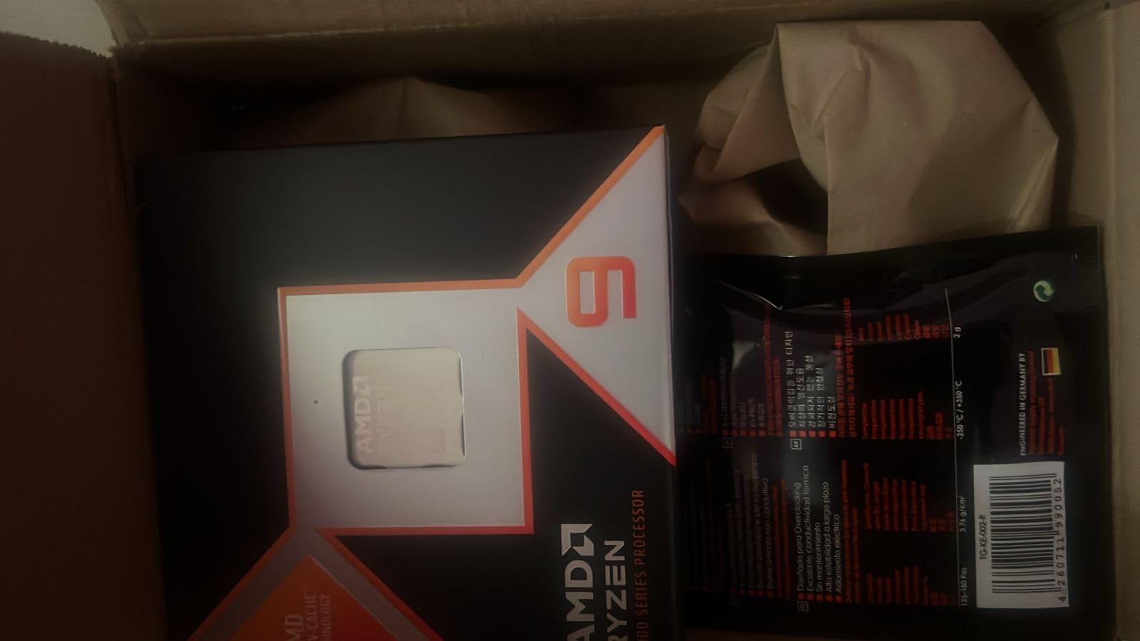 AMD Ryzen 9 9900X3D 12-Core Processor customer photo 2