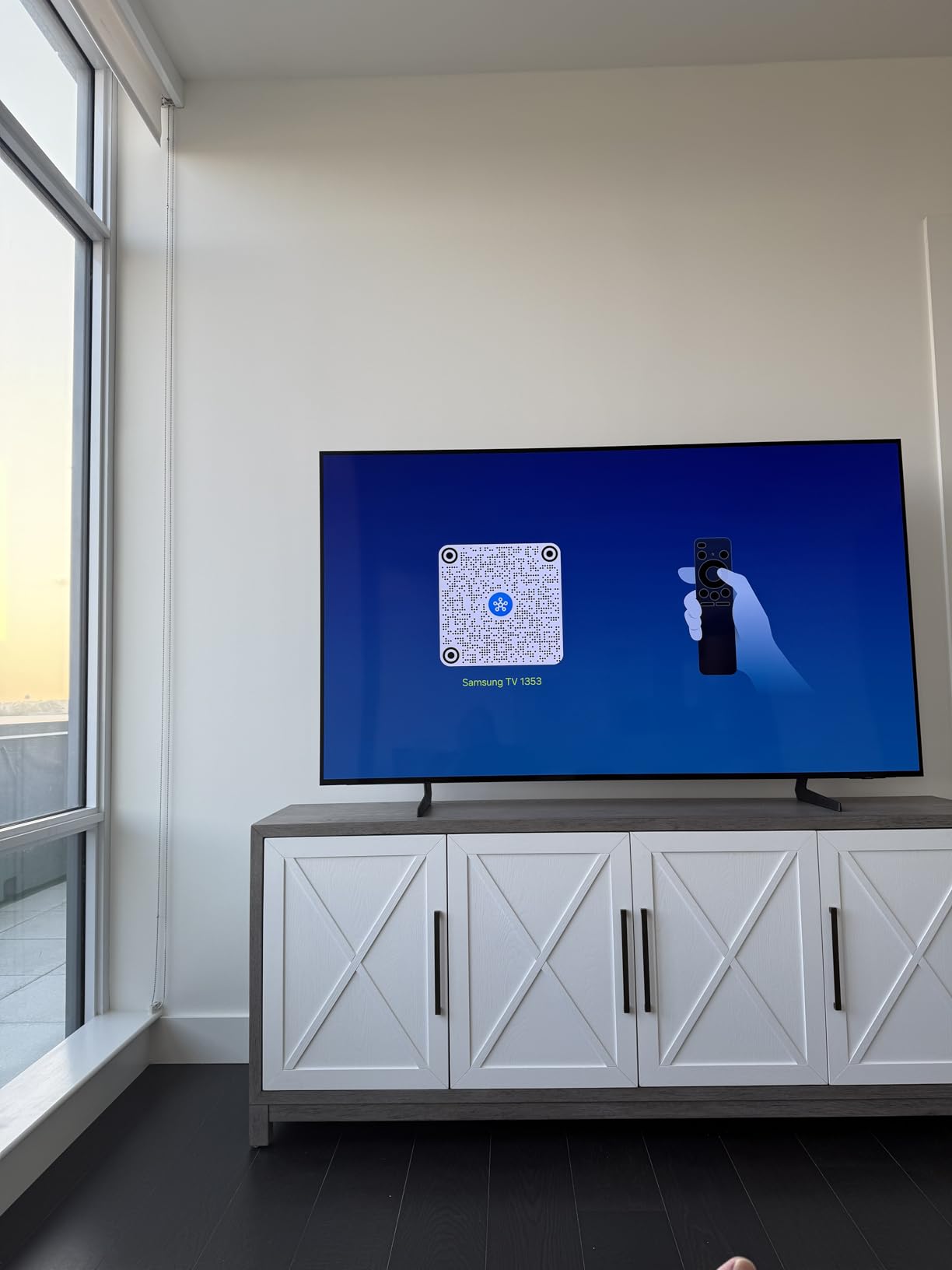 Samsung 65-Inch Class OLED 4K S85F Series, Vision AI Smart TV (2025 Model, 65S85F) Object Tracking Sound Lite w/Dolby Atmos, NQ4 AI Gen2 Processor, Contour Design, Color Booster Pro, Alexa Built-in - Customer Photo 1