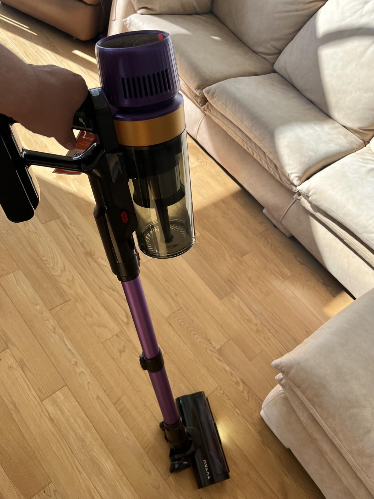 Cordless Vacuum Cleaner, 580W 50KPA 70Mins Upgraded Stick Vacuum Cleaners for Home, Wireless Vacumm with Self-Standing and Touch Screen, Anti-Tangle Brush for Hardwood Floor/Carpet/Pet Hair Customer Review Cordless Vacuum Cleaner, 580W 50KPA 70Mins Upgraded Stick Vacuum Cleaners for Home, Wireless Vacumm with Self-Standing and Touch Screen, Anti-Tangle Brush for Hardwood Floor/Carpet/Pet Hair - Customer Photo 1