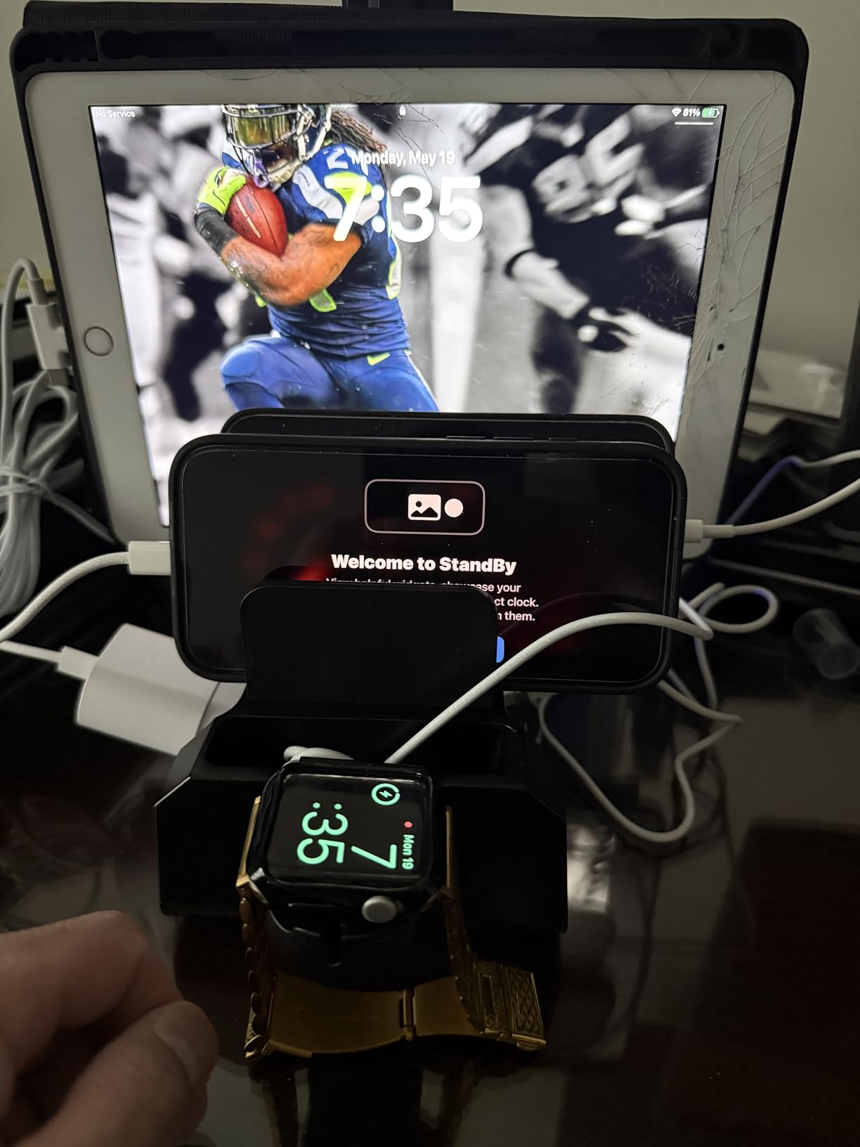 KDD Charging Station for Multiple Devices - 6 in 1 Cellphone Charging Dock with Headphone Stand and Watch Holder - 2 AC&USB A&USB C, Storage Charger Station for Smartphone,Tablets, Apple Watch(Black) Customer Review KDD Charging Station for Multiple Devices - 6 in 1 Cellphone Charging Dock with Headphone Stand and Watch Holder - 2 AC&USB A&USB C, Storage Charger Station for Smartphone,Tablets, Apple Watch(Black) - Customer Photo 1