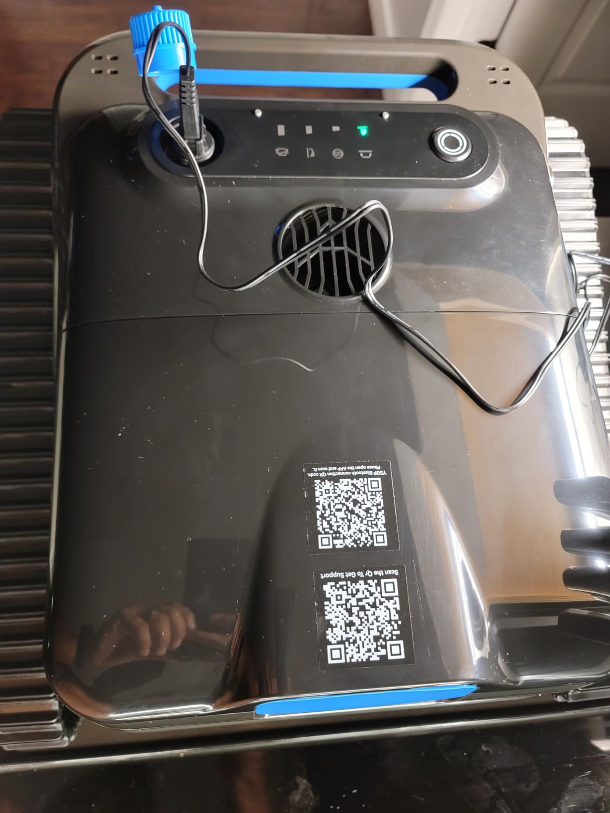 Y50S Robotic Pool Cleaner, Upgraded Motor, Powerful Wall-Climbing with Scrubber Brushes, Smart Path Navigation, Cordless Pool Vacuum for Inground Pools up to 2000 Sq.ft (Night) - Customer Photo 2