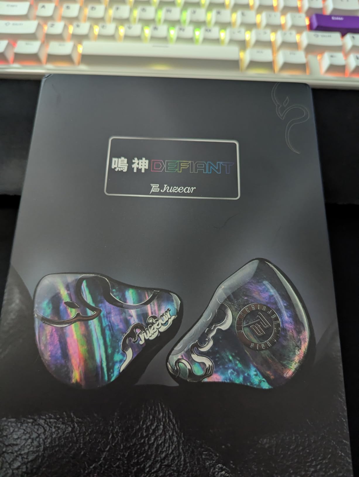 HiFiGo IEMs Juzear x Z Review Defiant in Ear Monitors, 1DD +3BA Hybrid Drivers IEM, HiFi Wired Earbuds, Gaming Earbuds with 3.5/4.4mm Detachable Cable for Musician Audiophile Gamer (Rainbow) - Customer Photo 2