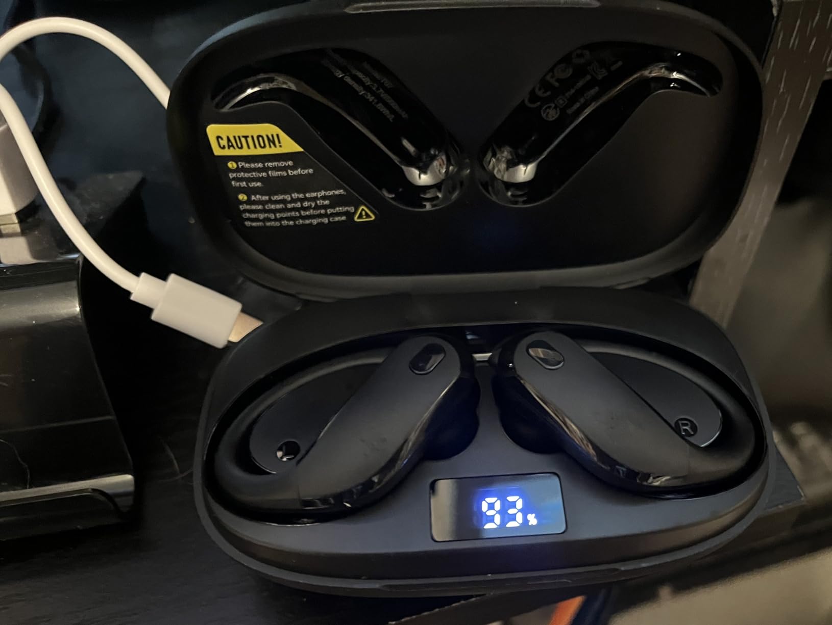 NDO Wireless Earbuds Bluetooth 5.3 Headphones Sport,IPX7 Waterproof Sports Earphones with Earhooks,48H Playtime,Lightweight 7.8g,Fast Charging Case,Noise Cancelling Mic for Running Gym Workout-Black Customer Review NDO Wireless Earbuds Bluetooth 5.3 Headphones Sport,IPX7 Waterproof Sports Earphones with Earhooks,48H Playtime,Lightweight 7.8g,Fast Charging Case,Noise Cancelling Mic for Running Gym Workout-Black - Customer Photo 2
