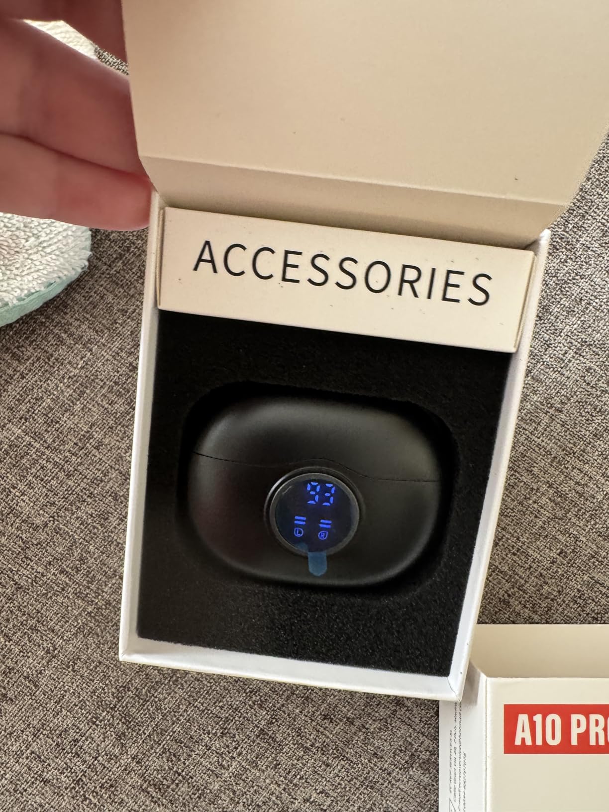 A10 Pro Wireless Earbuds, Bluetooth 5.3 Headphones HiFi Stereo 50H Playback LED Digital Display Ear Buds with ENC Noise Canceling Headset, IPX7 Waterproof Earphones for Gym/Running/Work Customer Review A10 Pro Wireless Earbuds, Bluetooth 5.3 Headphones HiFi Stereo 50H Playback LED Digital Display Ear Buds with ENC Noise Canceling Headset, IPX7 Waterproof Earphones for Gym/Running/Work - Customer Photo 2
