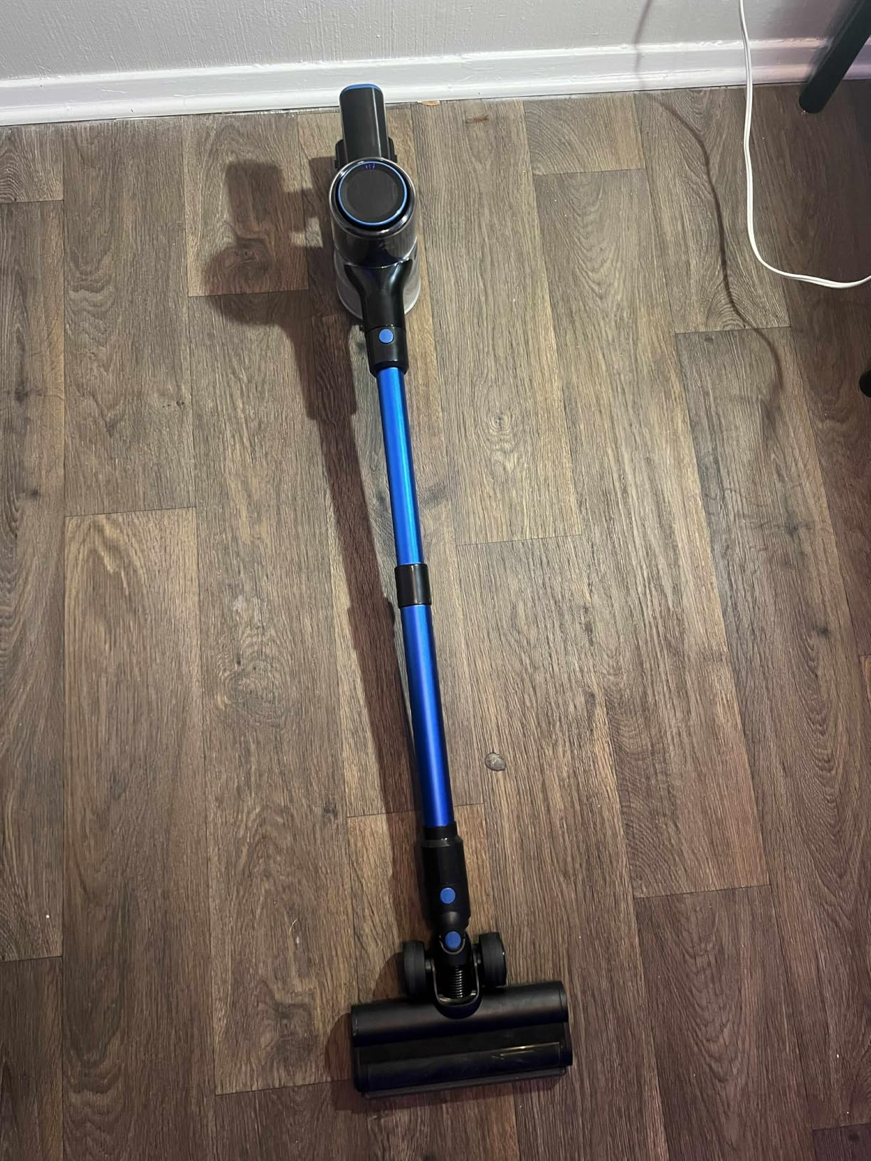 Cordless Vacuum Cleaner, 8-in-1 Vacuum Cleaners for Home, 45Mins Runtime, Anti-Tangle Stick Vacuum with LED Display, Rechargeable Lightweight Vacuum for Pet Hair/Carpet/Floor (Blue) Customer Review Cordless Vacuum Cleaner, 8-in-1 Vacuum Cleaners for Home, 45Mins Runtime, Anti-Tangle Stick Vacuum with LED Display, Rechargeable Lightweight Vacuum for Pet Hair/Carpet/Floor (Blue) - Customer Photo 2