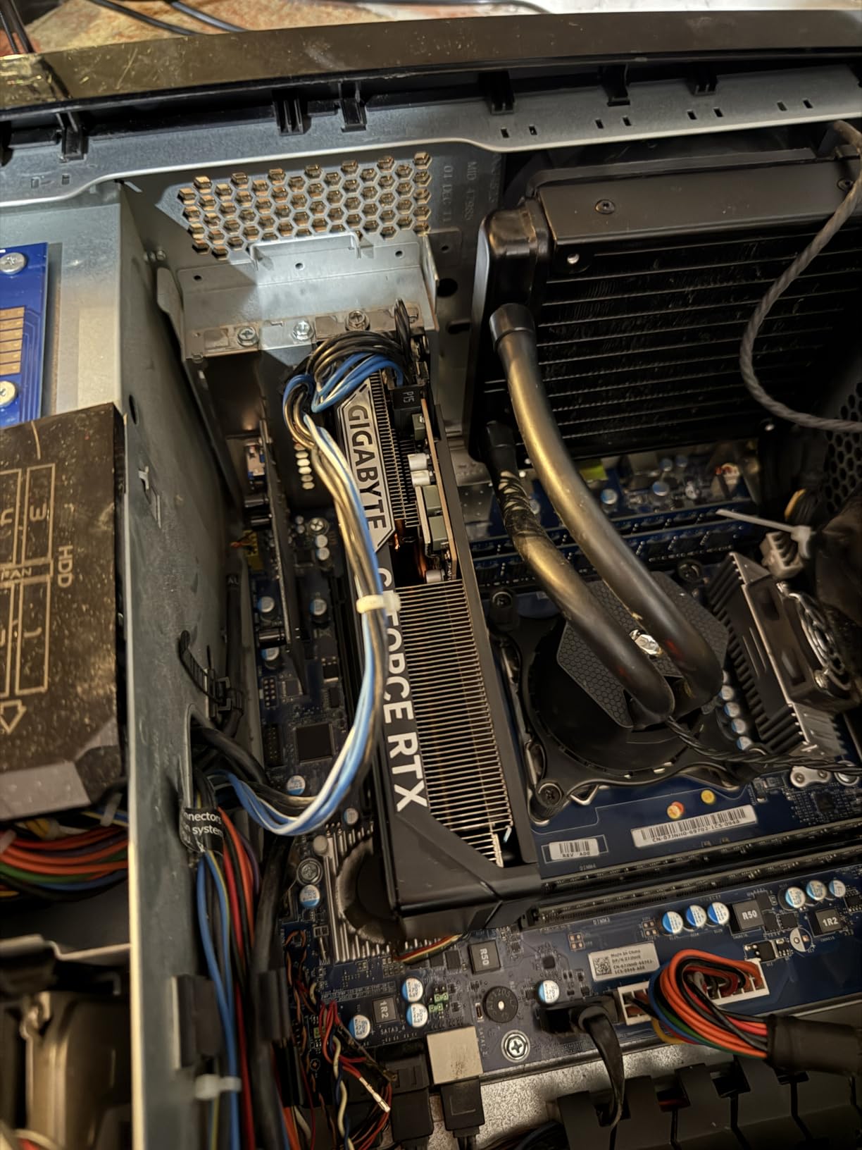 GIGABYTE GeForce RTX 5060 WINDFORCE OC 8G Graphics Card Customer Review GIGABYTE GeForce RTX 5060 WINDFORCE OC 8G Graphics Card - Customer Photo 2