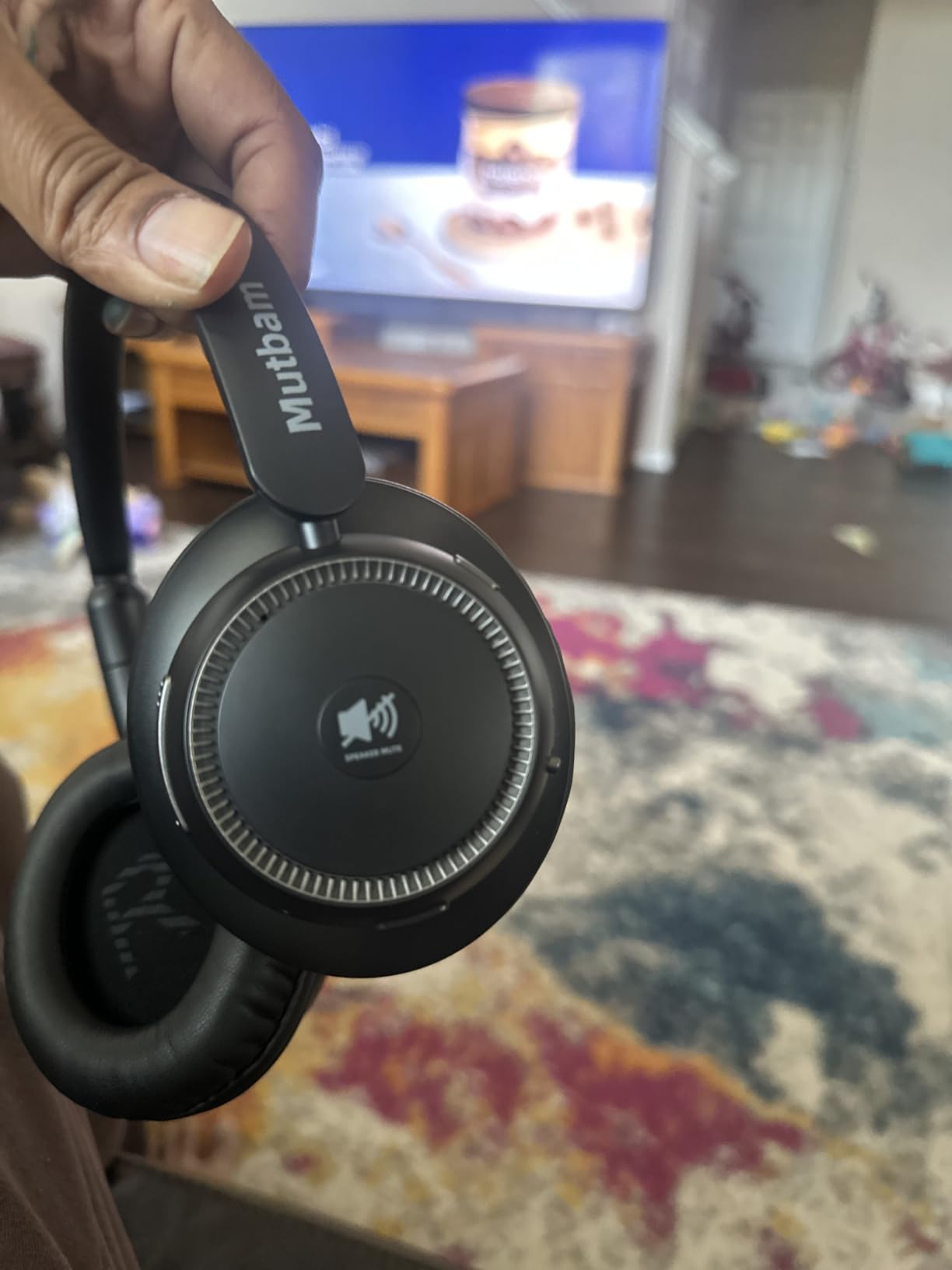Wireless Headphones for TV, TV Headphones Wireless for Seniors with Charging Dock & Transmitter, 65-Hour Battery, No Delay, Lightweight & Comfortable for Elderly, Hard of Hearing (Ideal Gift) Customer Review Wireless Headphones for TV, TV Headphones Wireless for Seniors with Charging Dock & Transmitter, 65-Hour Battery, No Delay, Lightweight & Comfortable for Elderly, Hard of Hearing (Ideal Gift) - Customer Photo 2