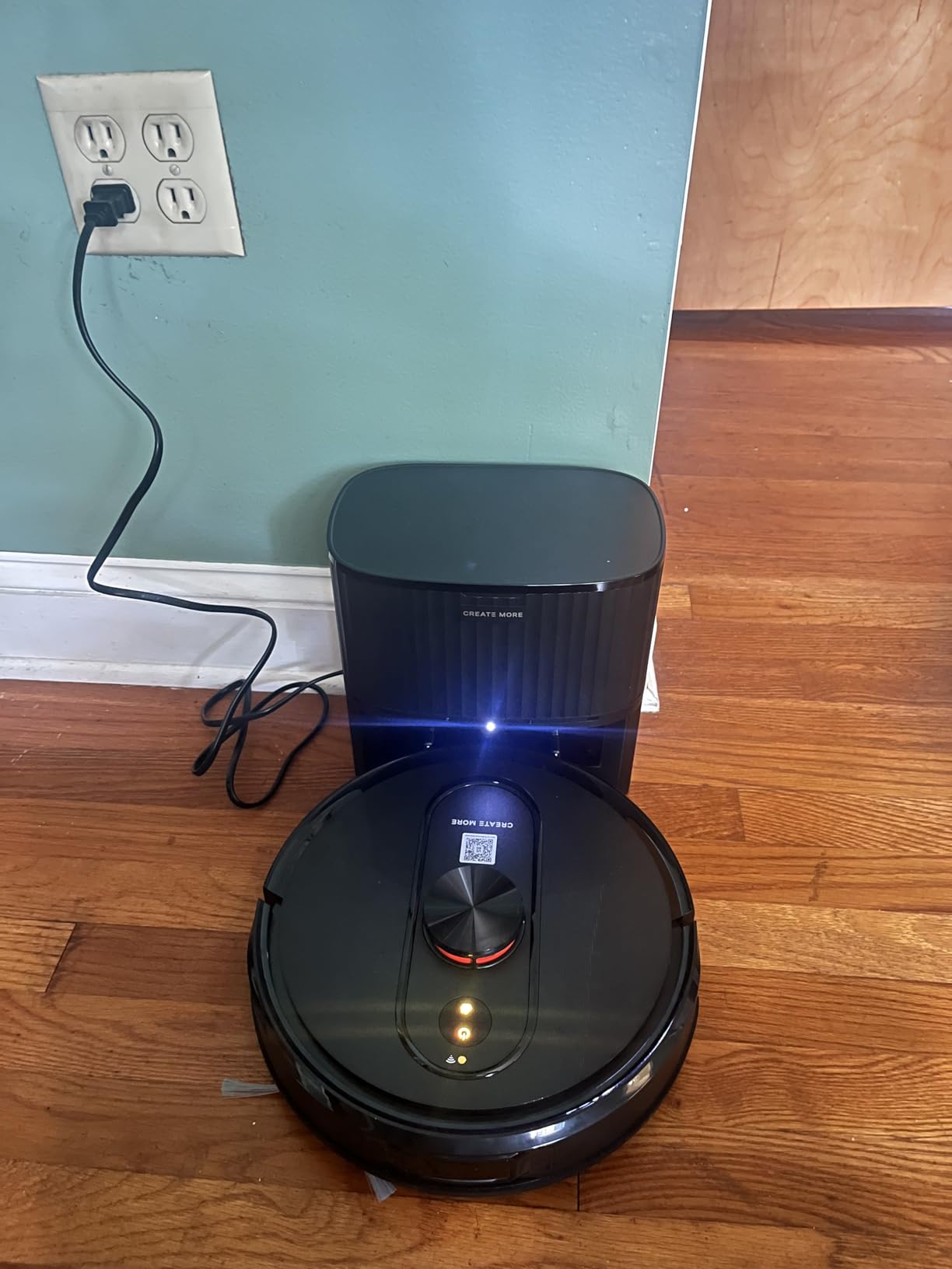 Bagotte Robot Vacuum and Mop, Robotic Vacuum with Mapping,Self Emptying Station for 60 Days, 5000Pa Suction, LiDAR Navigation, No-Go Zones,Wi-Fi/App/Alexa Control, for Carpet, Hard Floors and Carpets Customer Review Bagotte Robot Vacuum and Mop, Robotic Vacuum with Mapping,Self Emptying Station for 60 Days, 5000Pa Suction, LiDAR Navigation, No-Go Zones,Wi-Fi/App/Alexa Control, for Carpet, Hard Floors and Carpets - Customer Photo 2