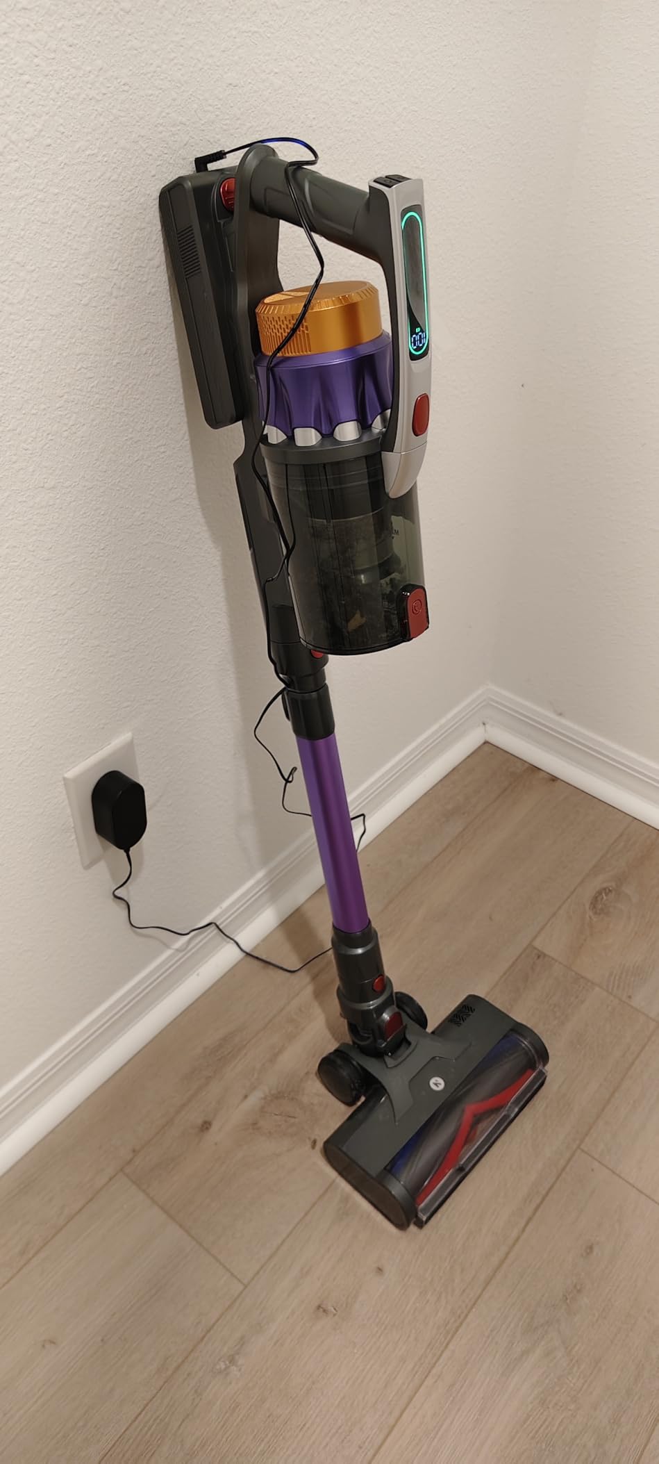 NADALY Cordless Vacuum Cleaner, 2025 New 580W 48KPA 65Mins Stick Vacuum Cordless Rechargeable, Anti-Tangle, Lightweight, Self-Standing Vacuum Cleaners for Home, Vacuum for Pet Hair/Carpet/Hard Floor - Customer Photo 2
