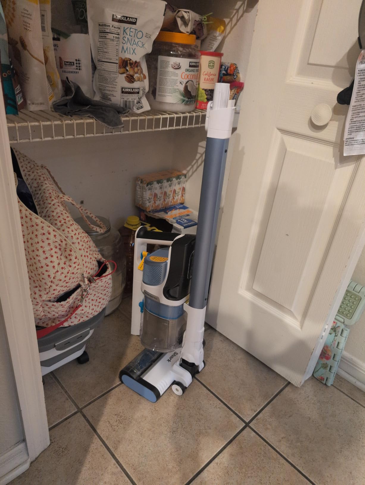 Shark PowerPro Reveal Plus Cordless Vacuum, FloorDetect & Dirt-Reveal Technology, HEPA Filter, Carpet & Hard Floor, Rechargeable, Charcoal, IZ376H Customer Review Shark PowerPro Reveal Plus Cordless Vacuum, FloorDetect & Dirt-Reveal Technology, HEPA Filter, Carpet & Hard Floor, Rechargeable, Charcoal, IZ376H - Customer Photo 1